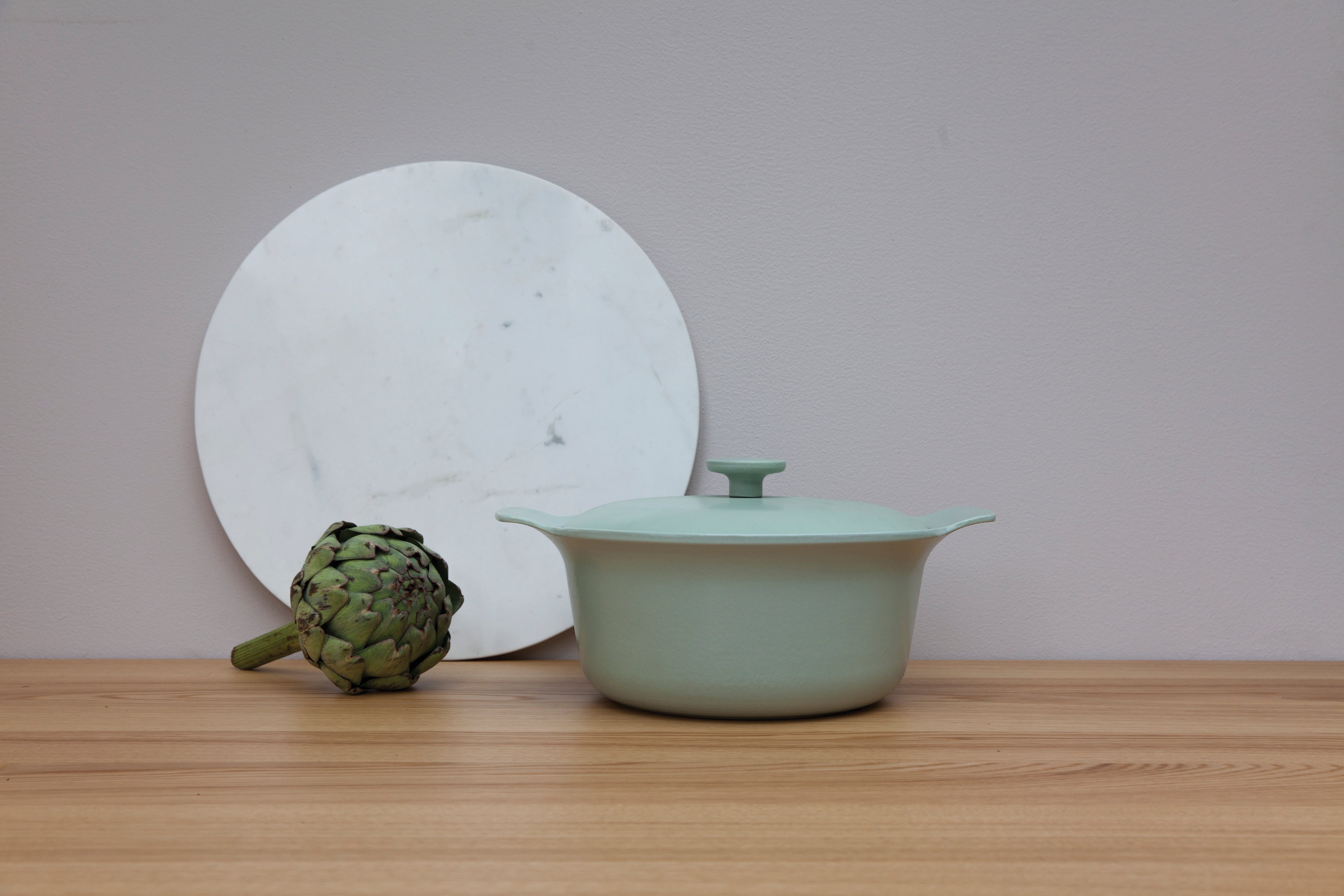 BergHOFF Ron Cast Iron 10" Dutch Oven 4.4qt. with Lid, Green - Image 9