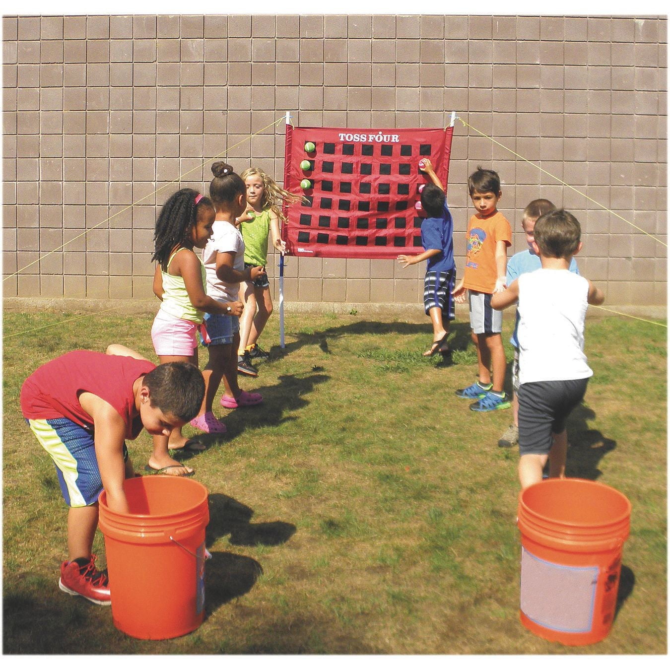 Toss Four Game Target and Balls - Image 4