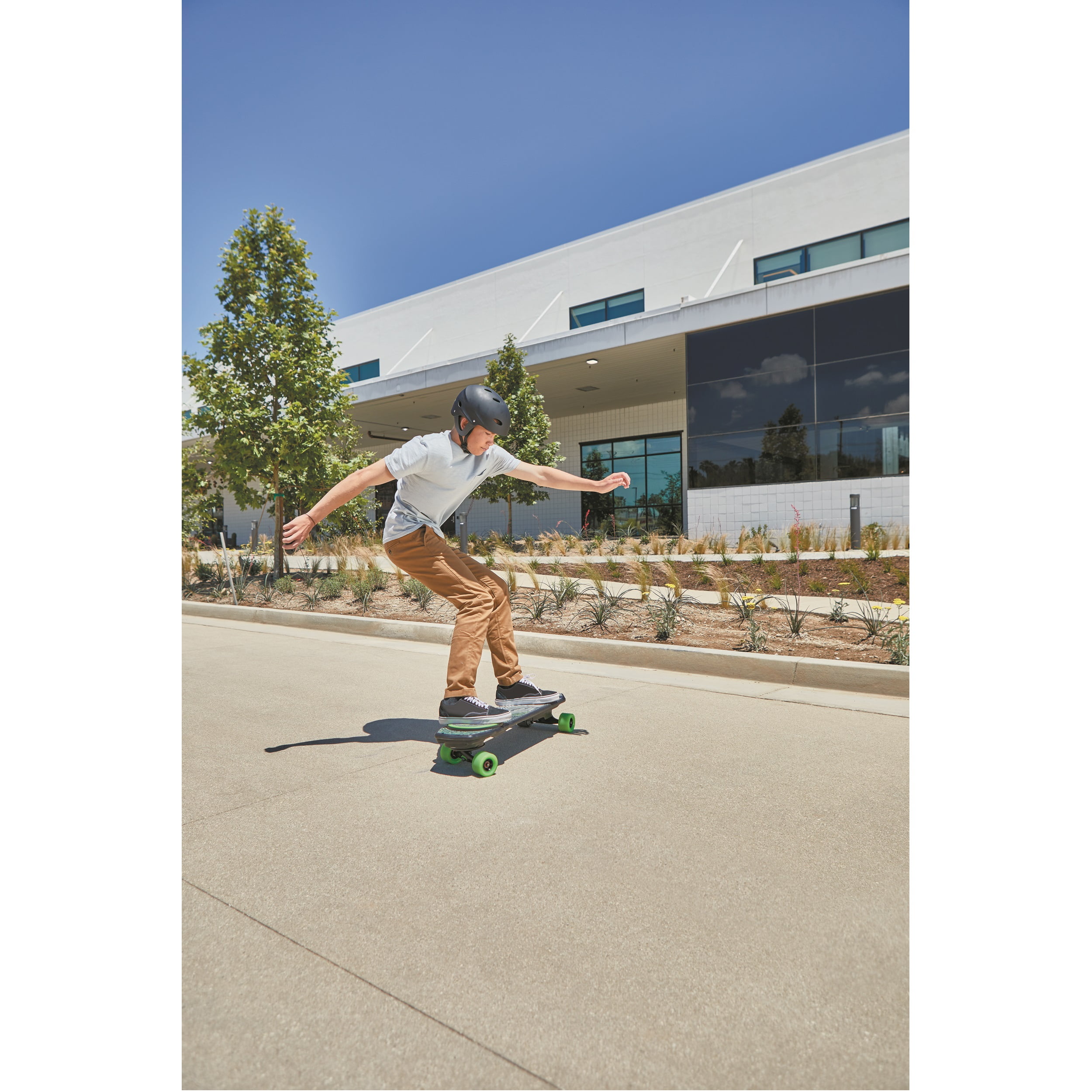 VIRO Rides Turn Style Electric Drift Board Electronic Skateboard with Hand Speed Controls & Drift Plate Technology - Image 4