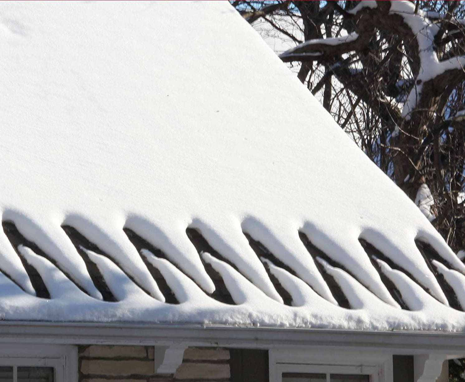 H&G lifestyles 30ft Roof Snow Heating Cable Self-Regulating De-Icing Plug-in Ready Deicing Cable 8 Watts - Image 2