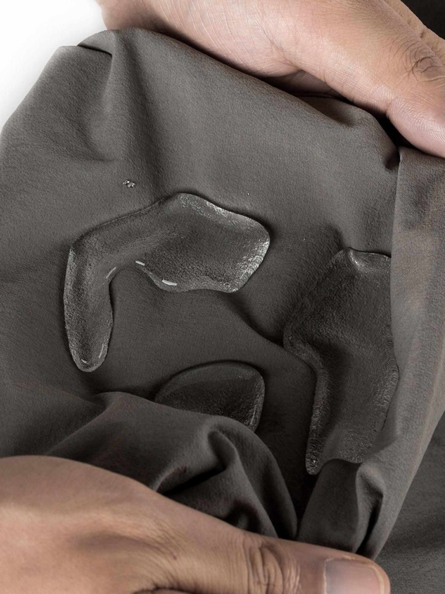 FREE SOLDIER Men's Waterproof Lightweight Hiking Pants Quick Dry Cargo Pants - Image 3