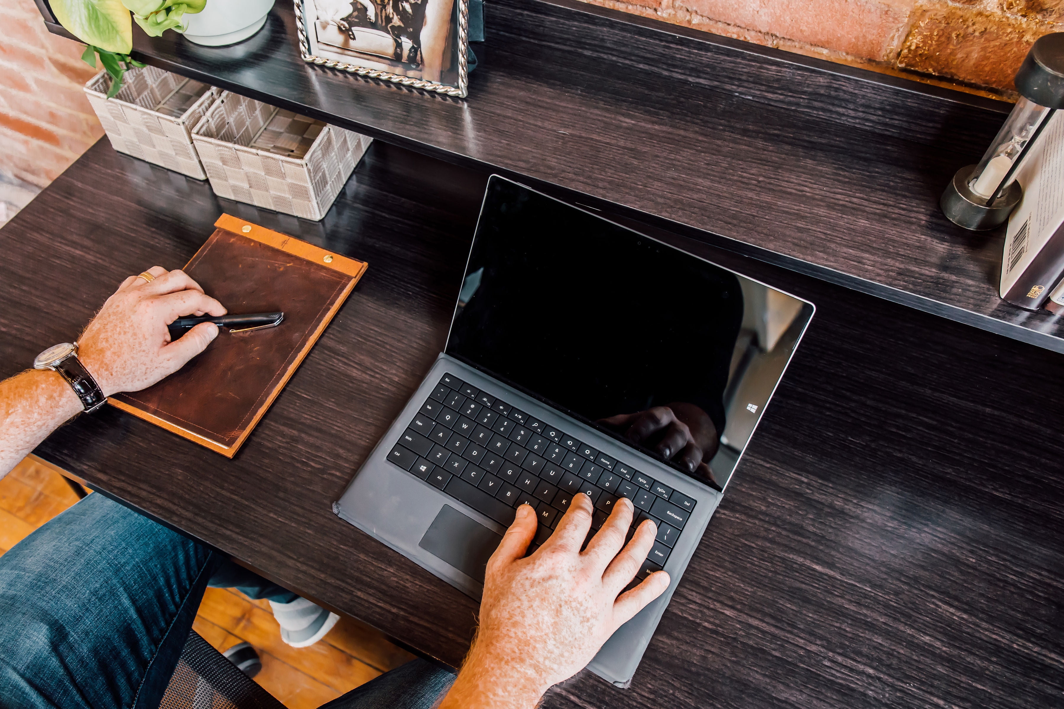 Avalon Simple Computer Desk, Espresso - Image 11