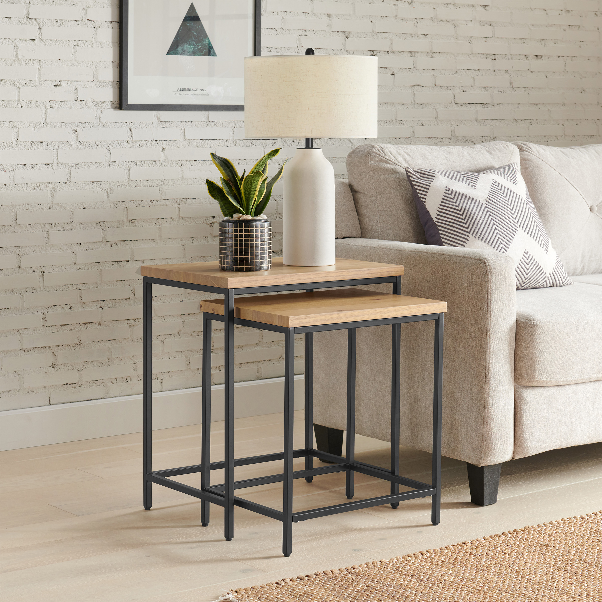 Lavish Home Set of 2 Modern Nesting Tables, End Tables for Living Room with Oak-Finished Top and Sturdy Metal Base - Image 4