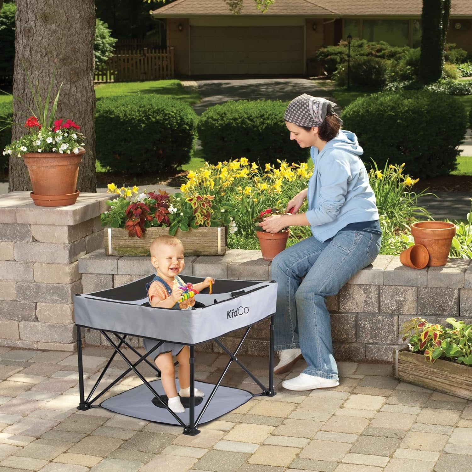 KidCo P7004 - GoPod Adjustable Height Travel Activity Seat with Floor Mat, Portable Baby Chair, Baby Activity Center (Midnight) - Image 5