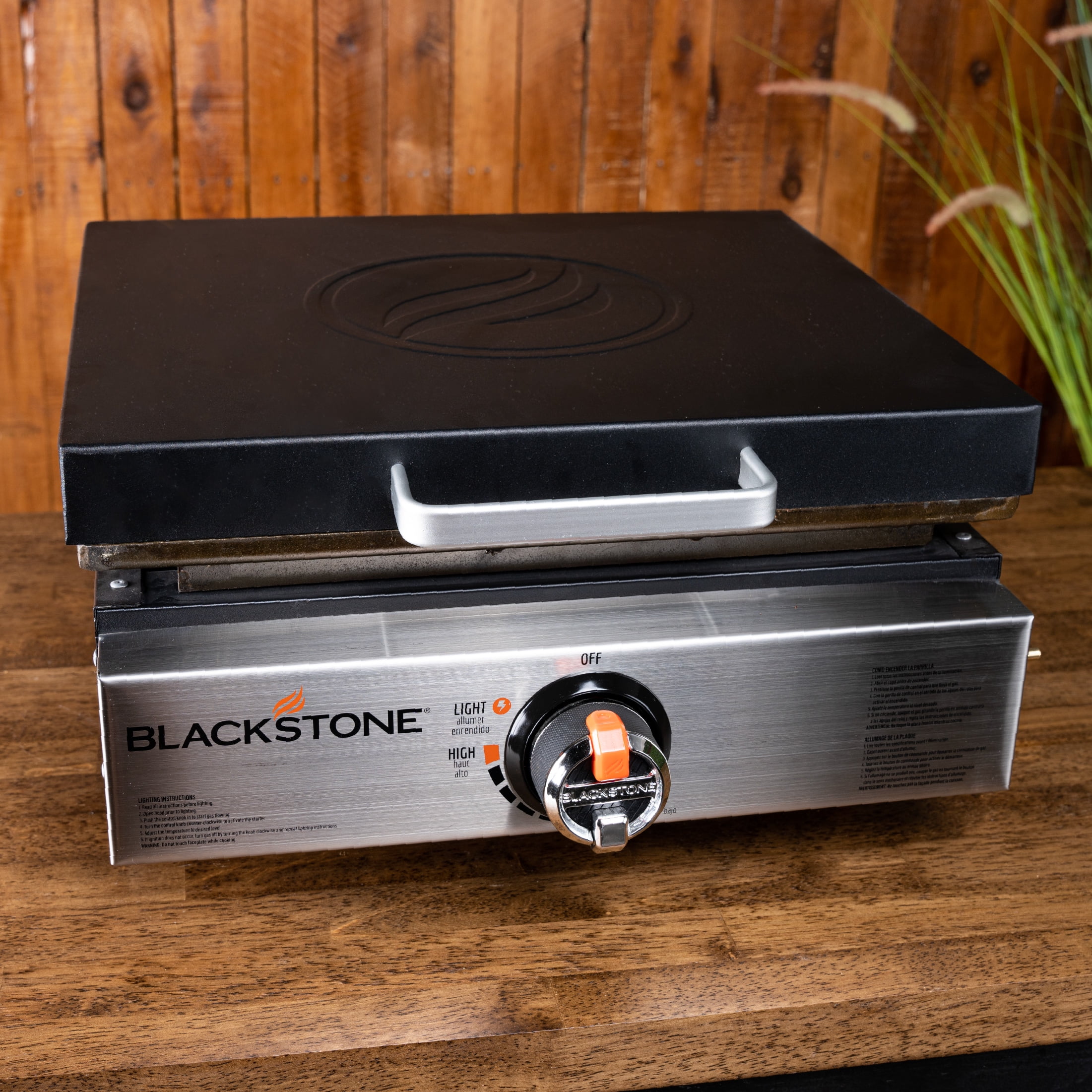 Blackstone 17" Hard Cover with Single Front Handle for 17" Griddles - Image 5