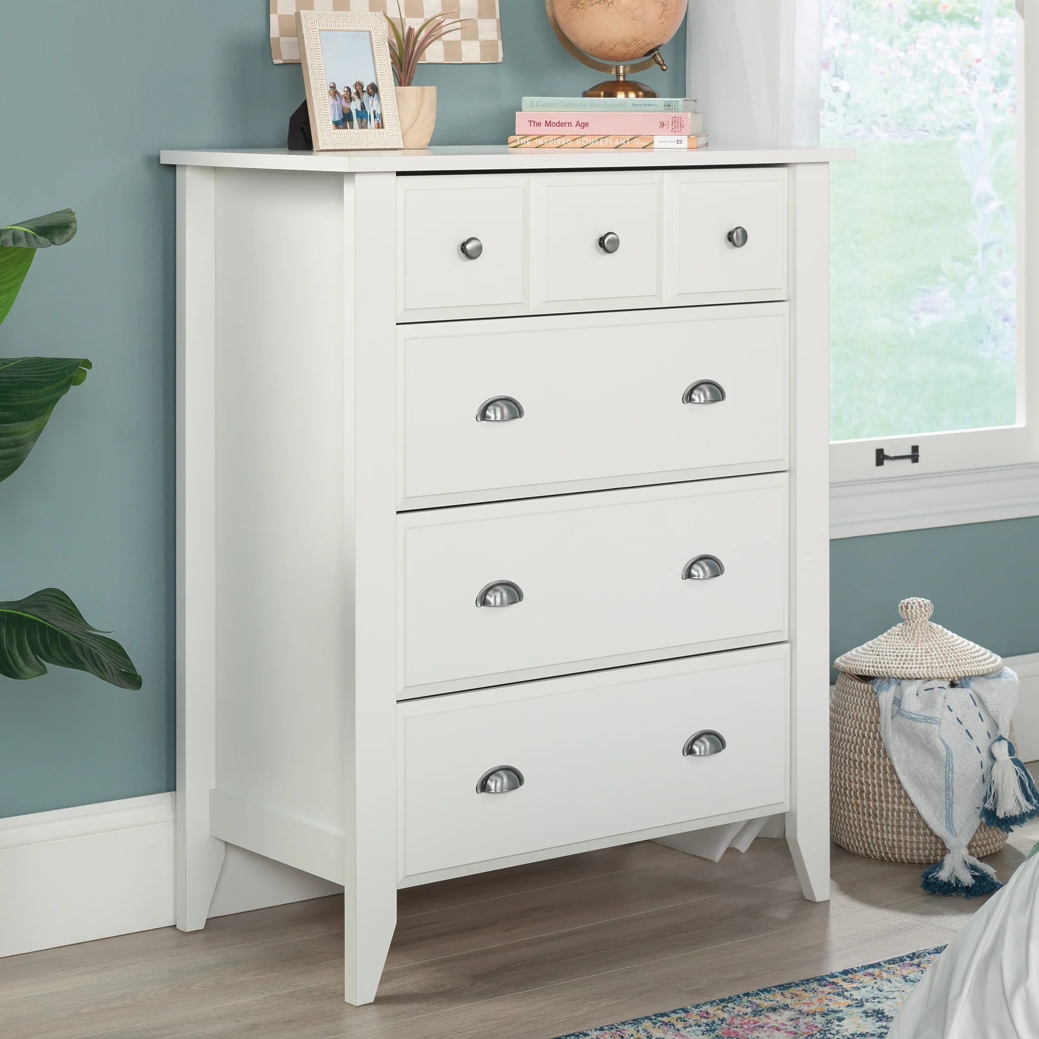 Sauder Shoal Creek 4 Drawer Chest, Soft White Finish - Image 6