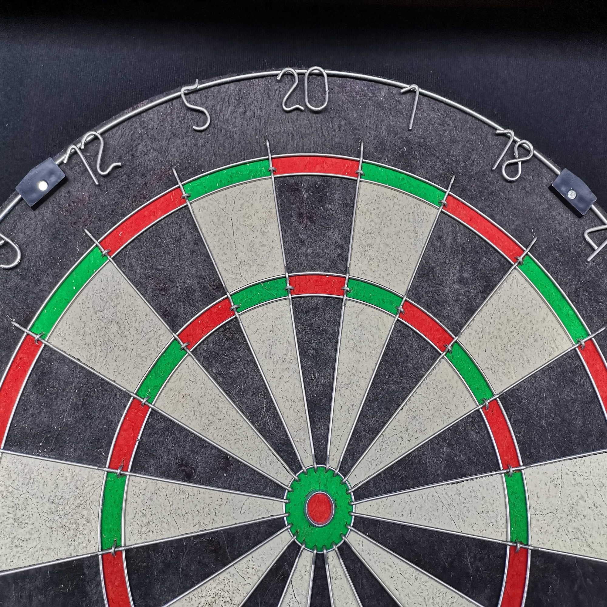 Hathaway Farmington Bristle Dartboard and Cabinet Set - Walnut Finish - Image 10