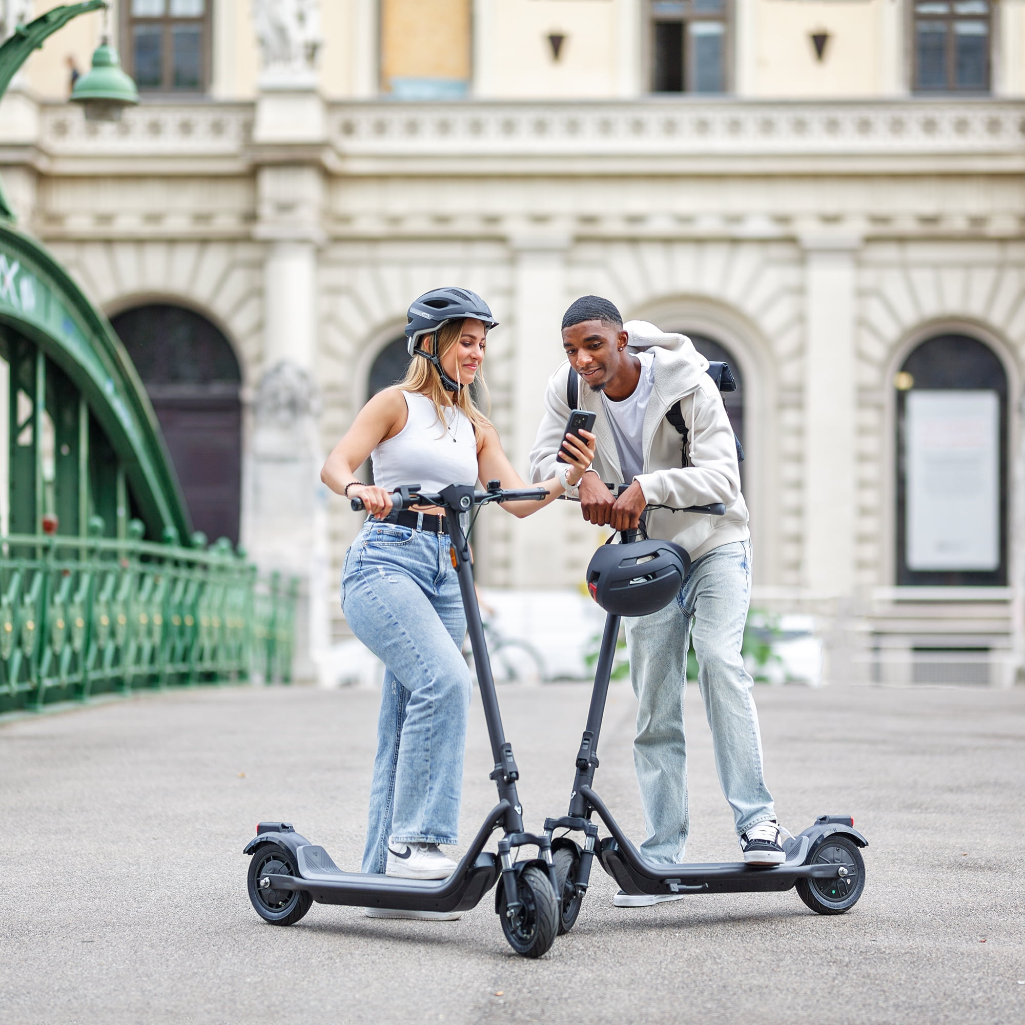 Niu KQi 100P Electric Kick Scooter, Ages 8+ - Image 17