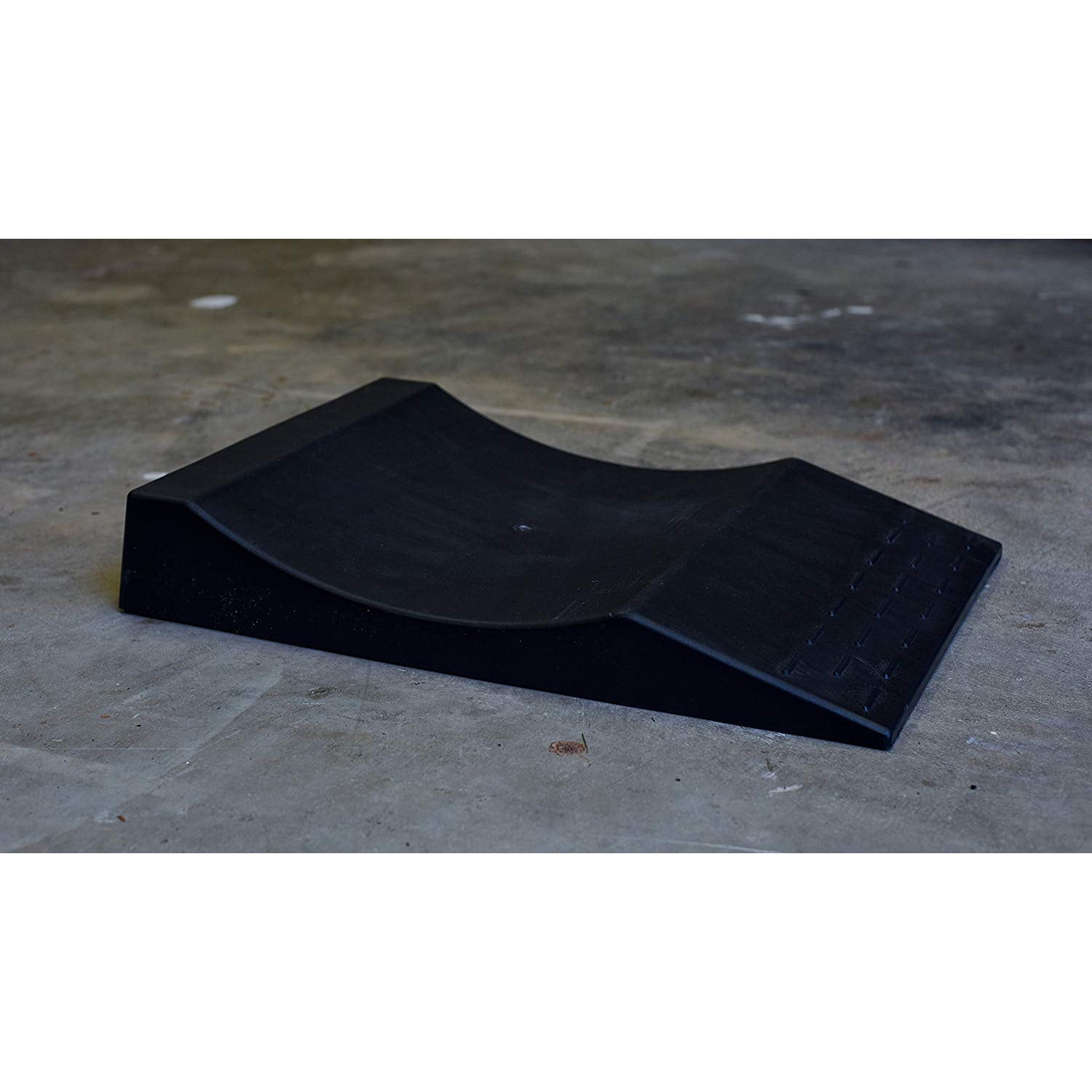 MAXSA 37353 Park Right Tire Saver Ramps for Vehicle Storage, Black (Set of 4) - Image 3