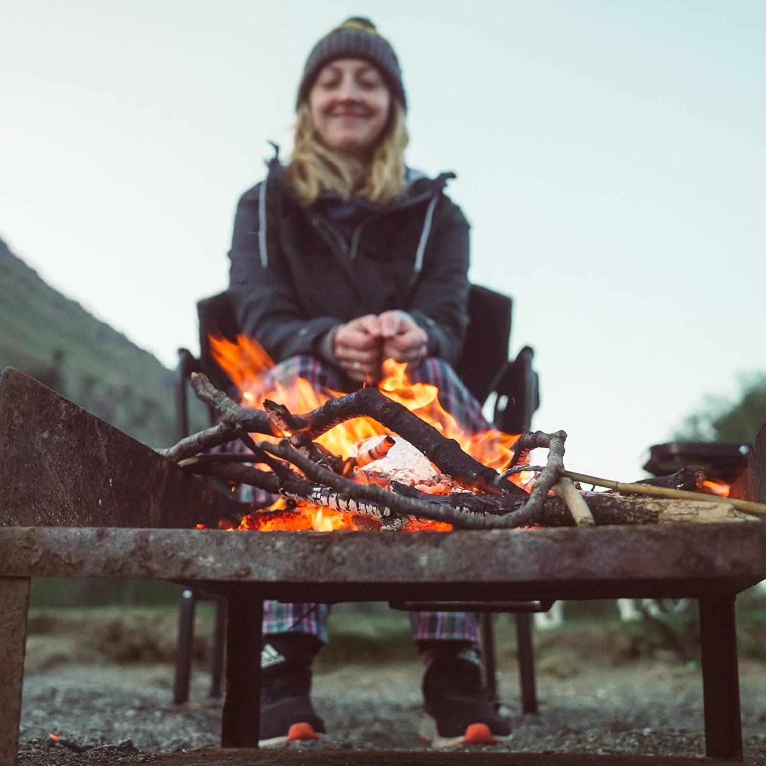 YUQIN Outdoor Reclining Camping Chairs Adjustable 3 Position Foldable Heavy Duty Adults 300 LBS Capacity for Adults Lounge with Cup Holder, Heated Folding Camp Chair Lawn Patio Outdoor Porch - Image 2