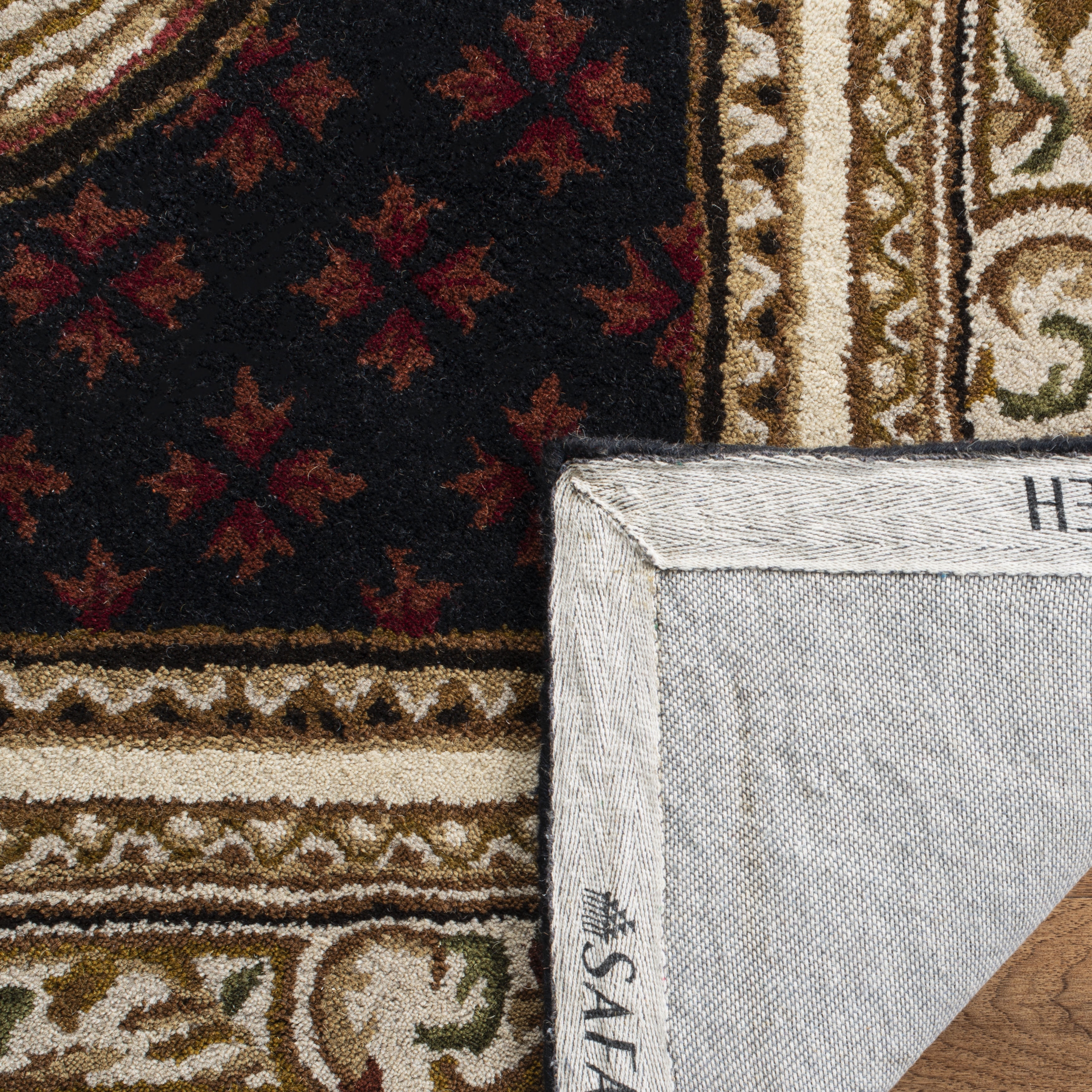 SAFAVIEH Classic Flanagan Oriental Wool Area Rug, Black, 5' x 8' - Image 6