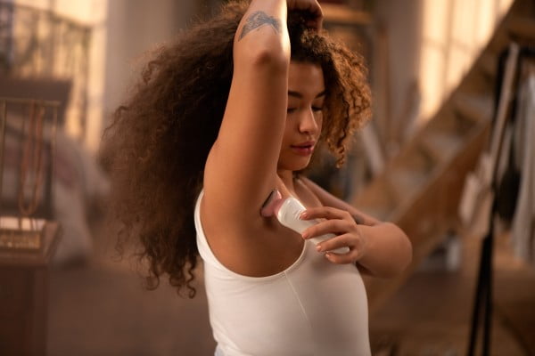 Philips Lady Women's Electric Shaver Series 6000, Cordless with 7 Accessories - Image 4