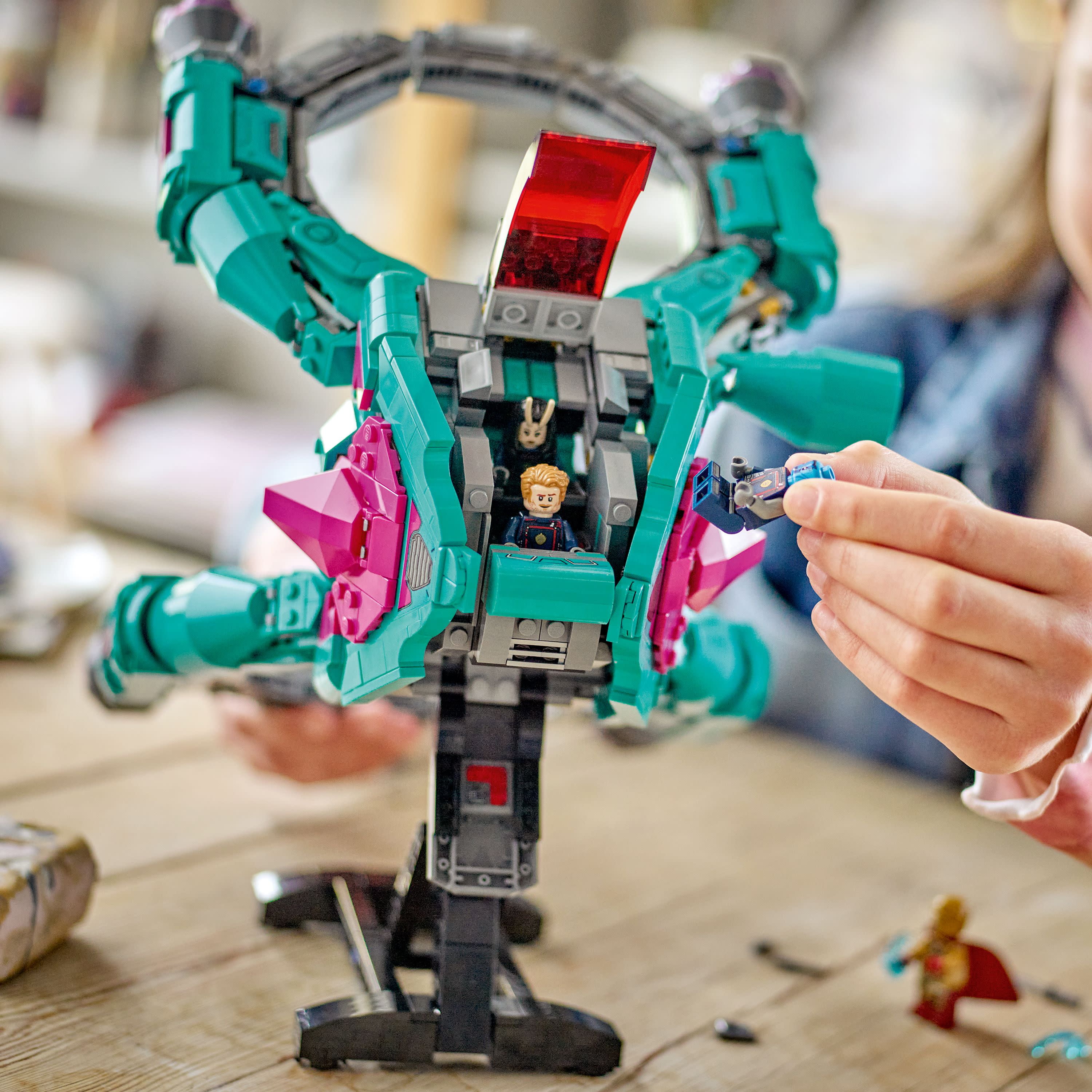 Lego Super Heroes - The New Guardians' Ship - Image 3