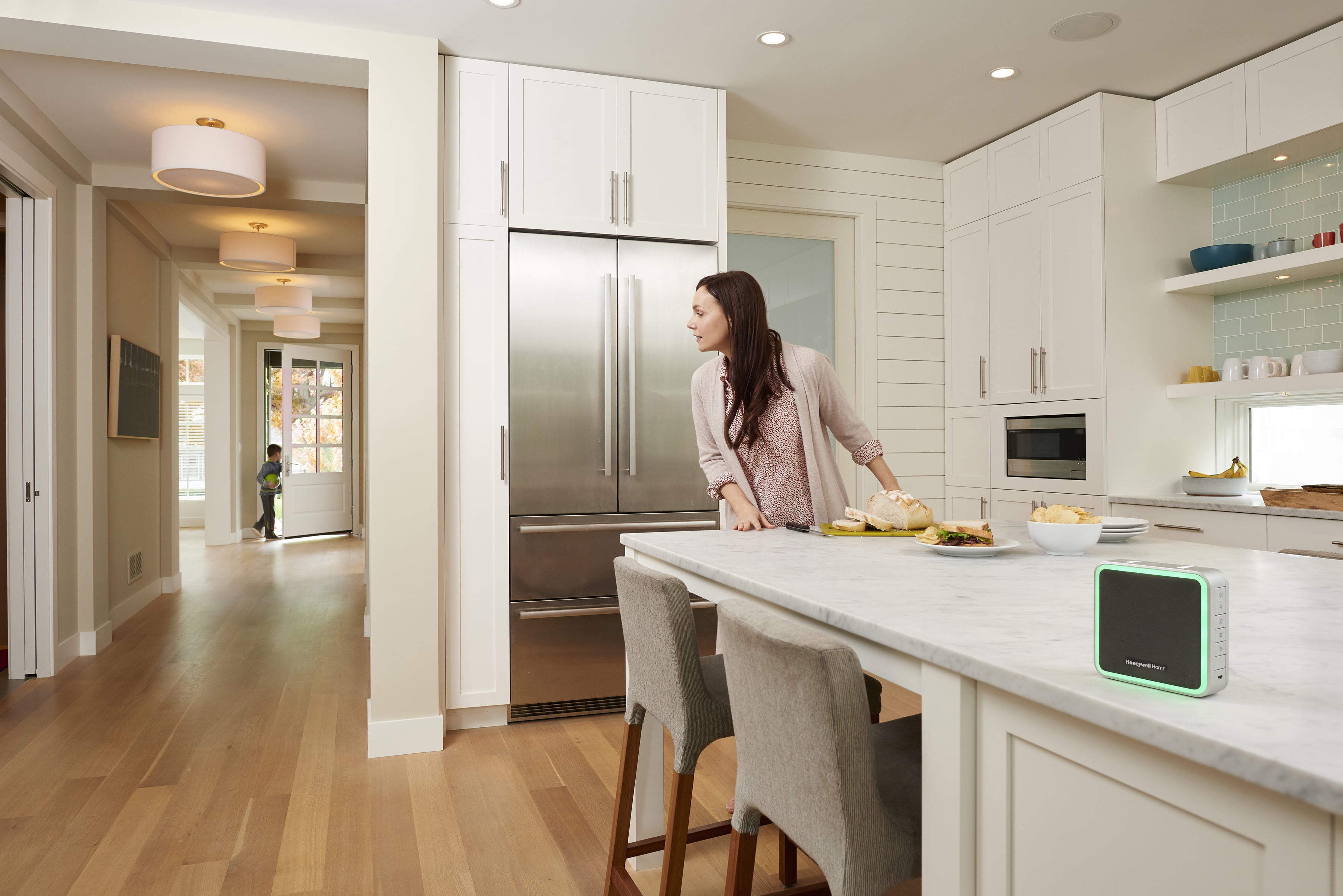 Honeywell Home 9 Series Wireless Doorbell and Button - Image 4