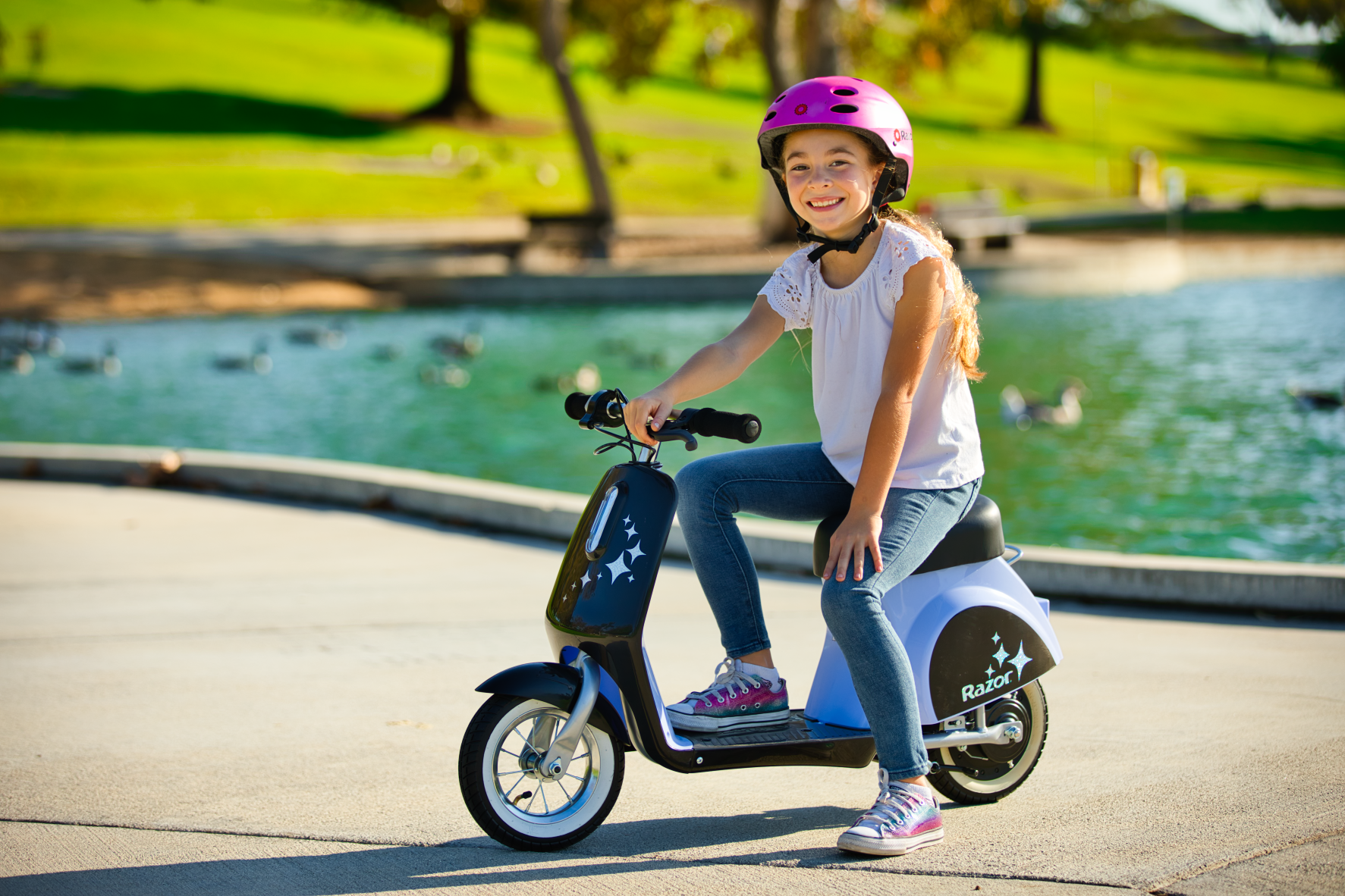 Razor Pocket Mod Petite - Purple, 12V Miniature Euro-Style Electric Scooter, up to 8 mph, for Ages 7+ - Image 9
