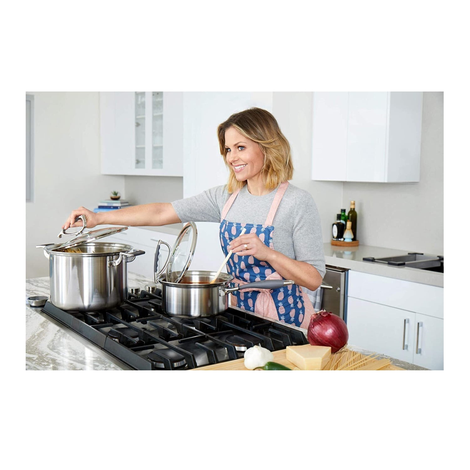 CookCraft by Candace 3 Quart Stainless Steel Sauce Pan with Glass Latch Lid - Image 2