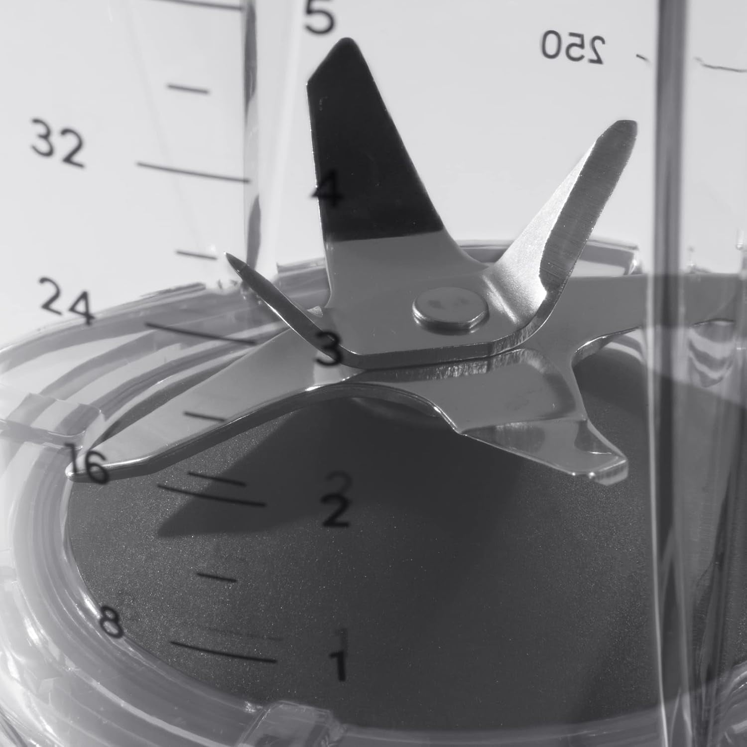 Nutribullet NBF50600AW White Full Size Blender - Image 3