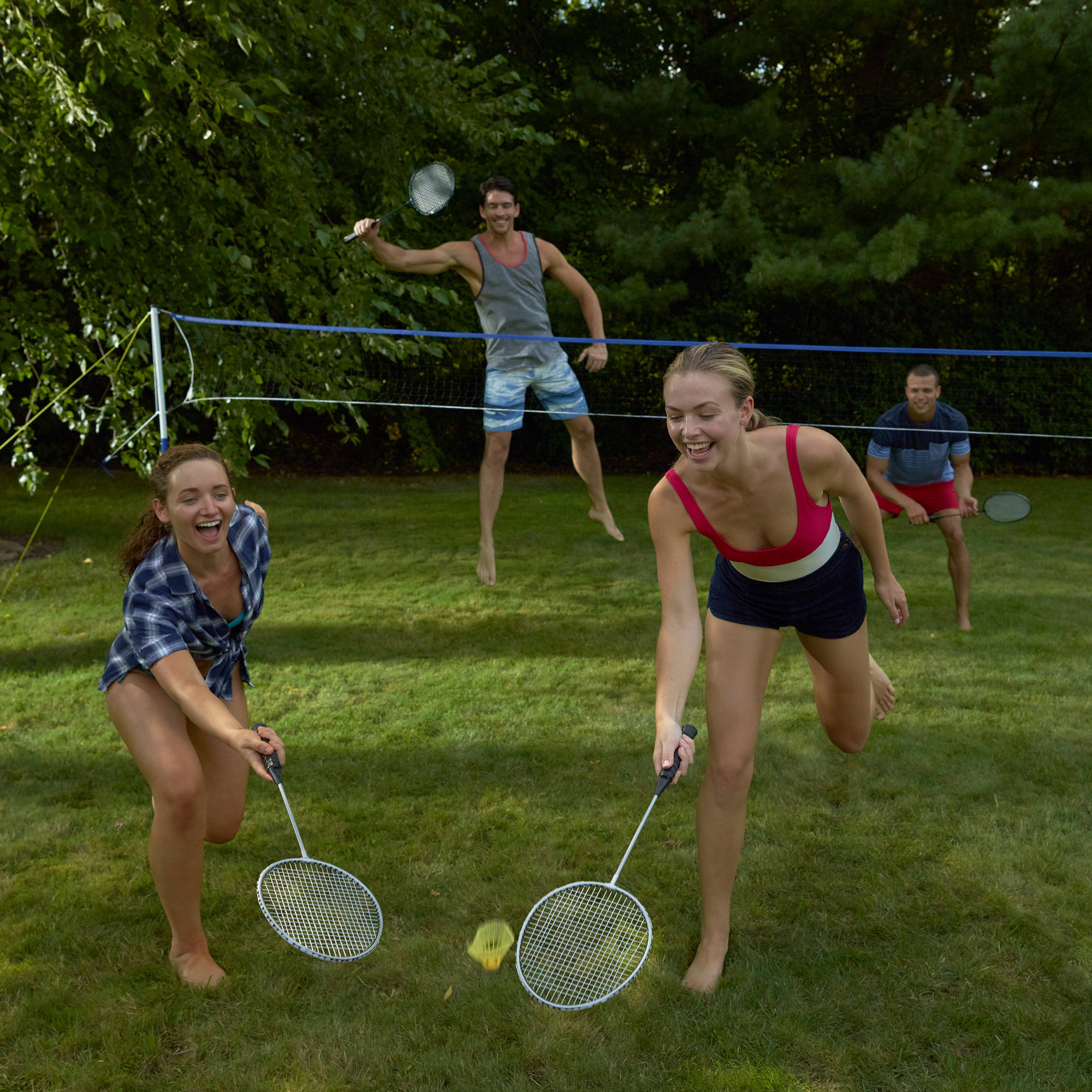 Franklin Sports Recreational Badminton and Volleyball Set - Image 5