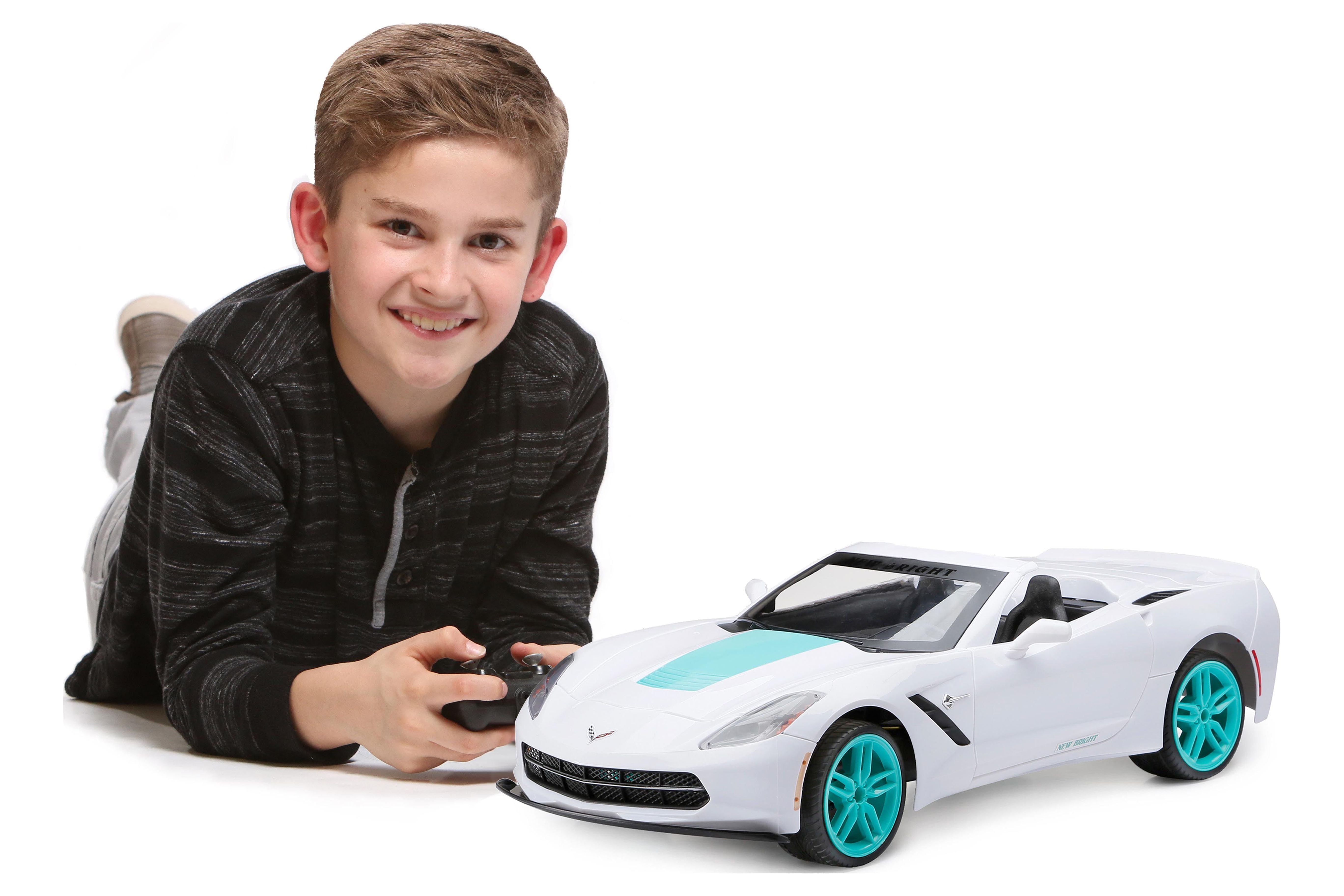 New Bright (1:8) Corvette Battery Radio Control Sports Car, 60816U-H, White - Image 8