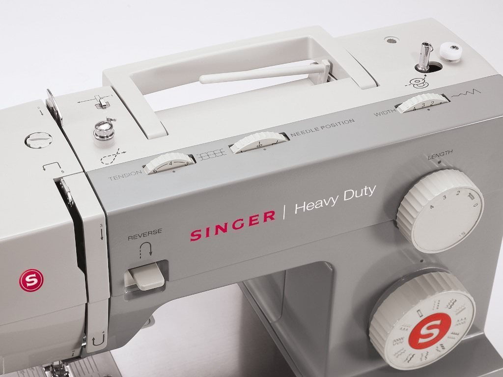 Singer® Heavy Duty 4423 Sewing Machine With 97 Stitch Applications - Image 9