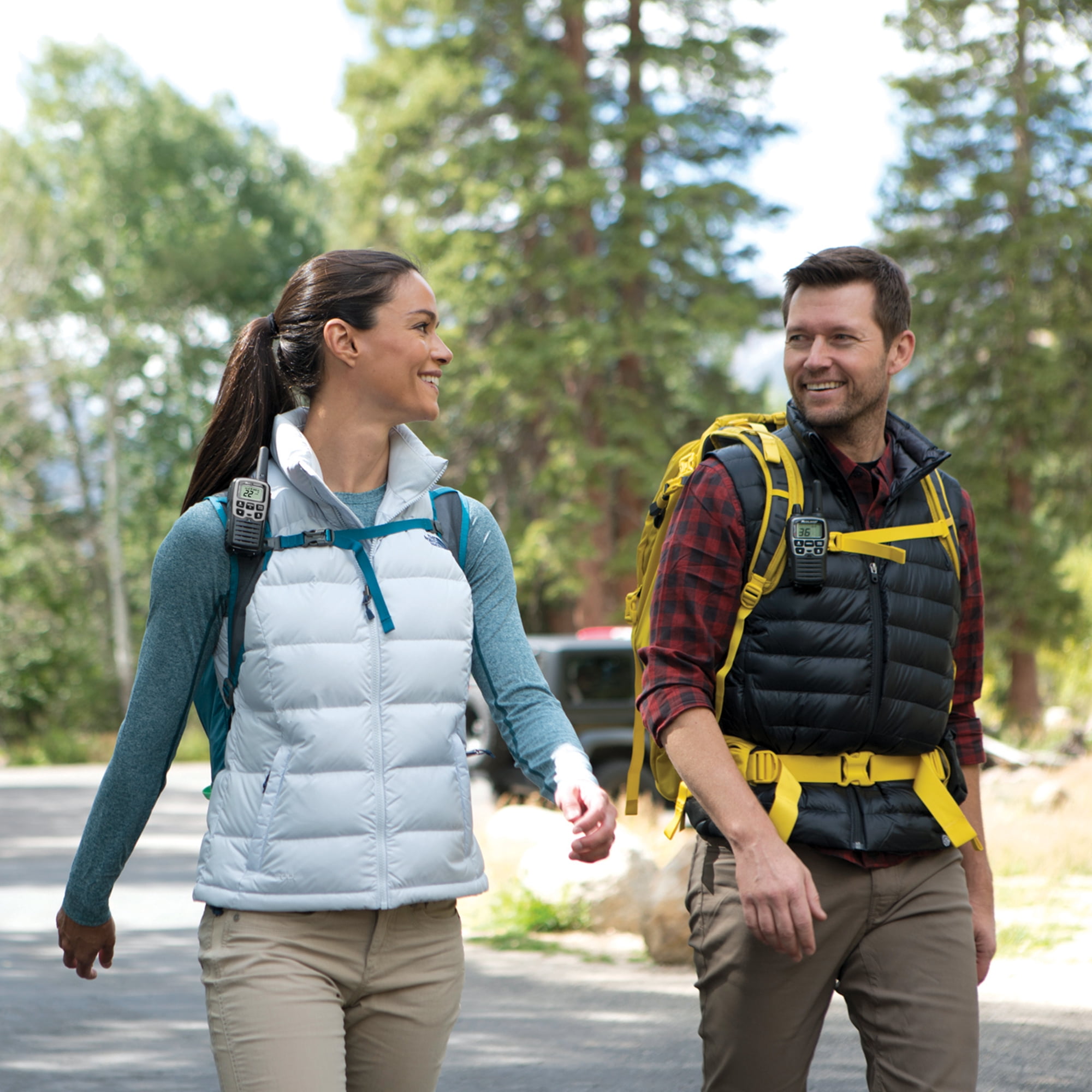 Midland T51VP4 Two-Way Radios 2-Pk 28-mile 22-Channel, Black - Image 2