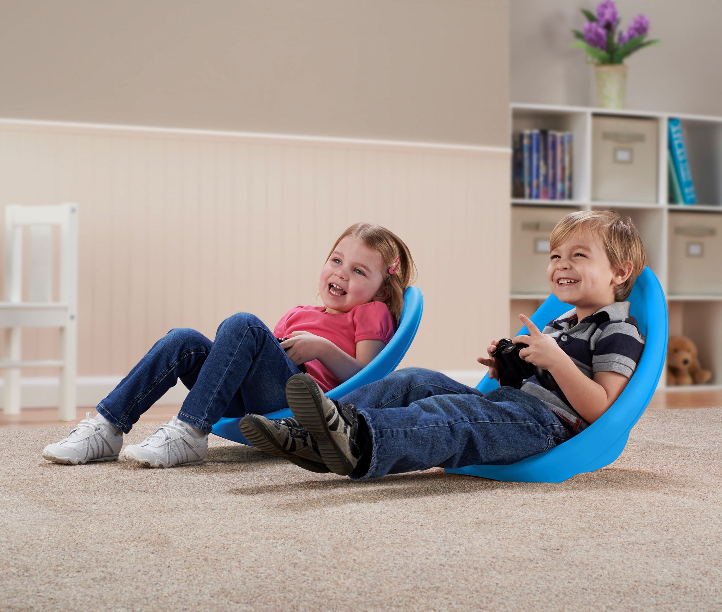 American Plastic Toys Kids Scoop Rocker Chair 6 Pack, Red and Blue - Image 5