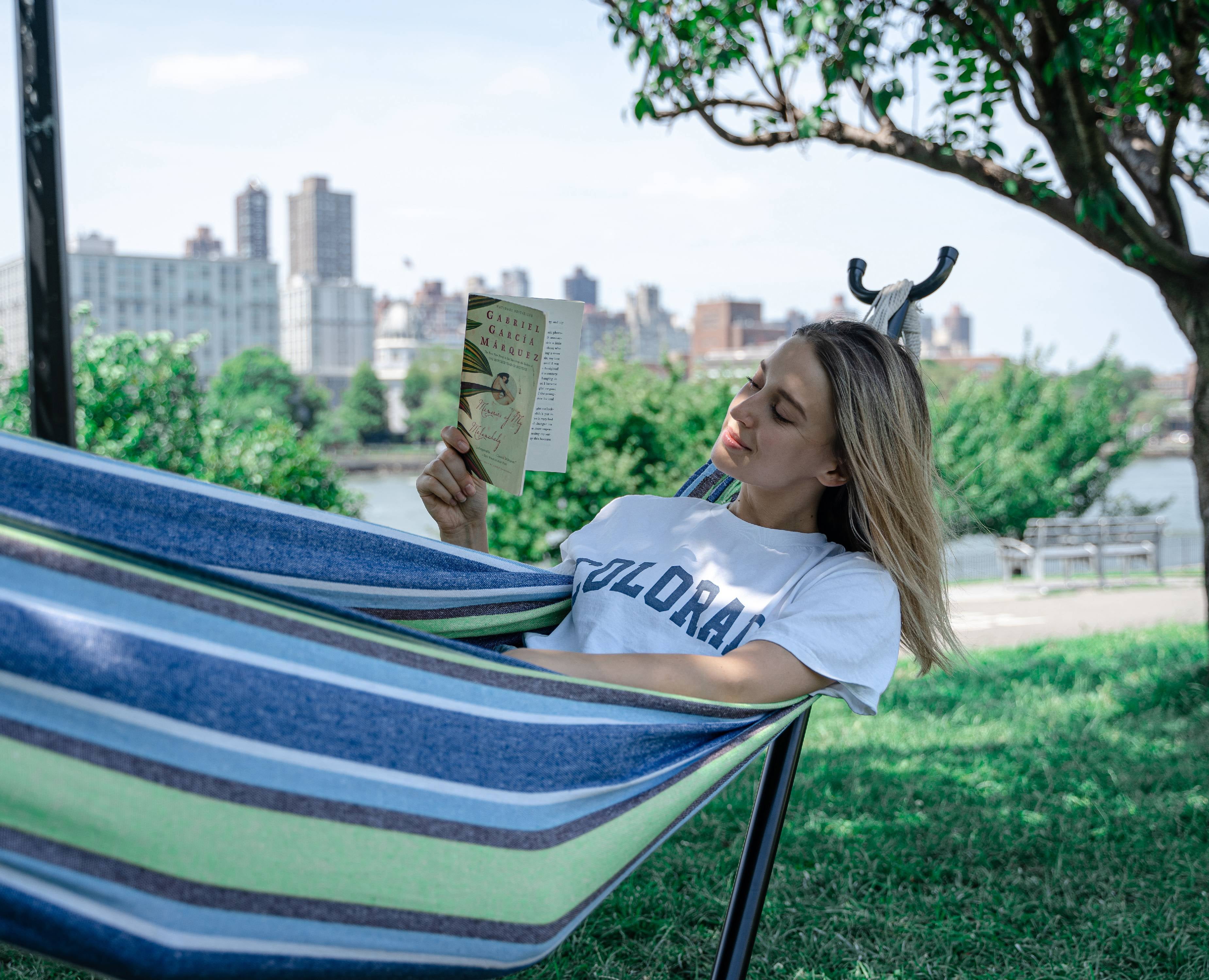 9ft Double Hammock Combo with Carry Bag and Stand - Ocean Floor Pattern - Image 6