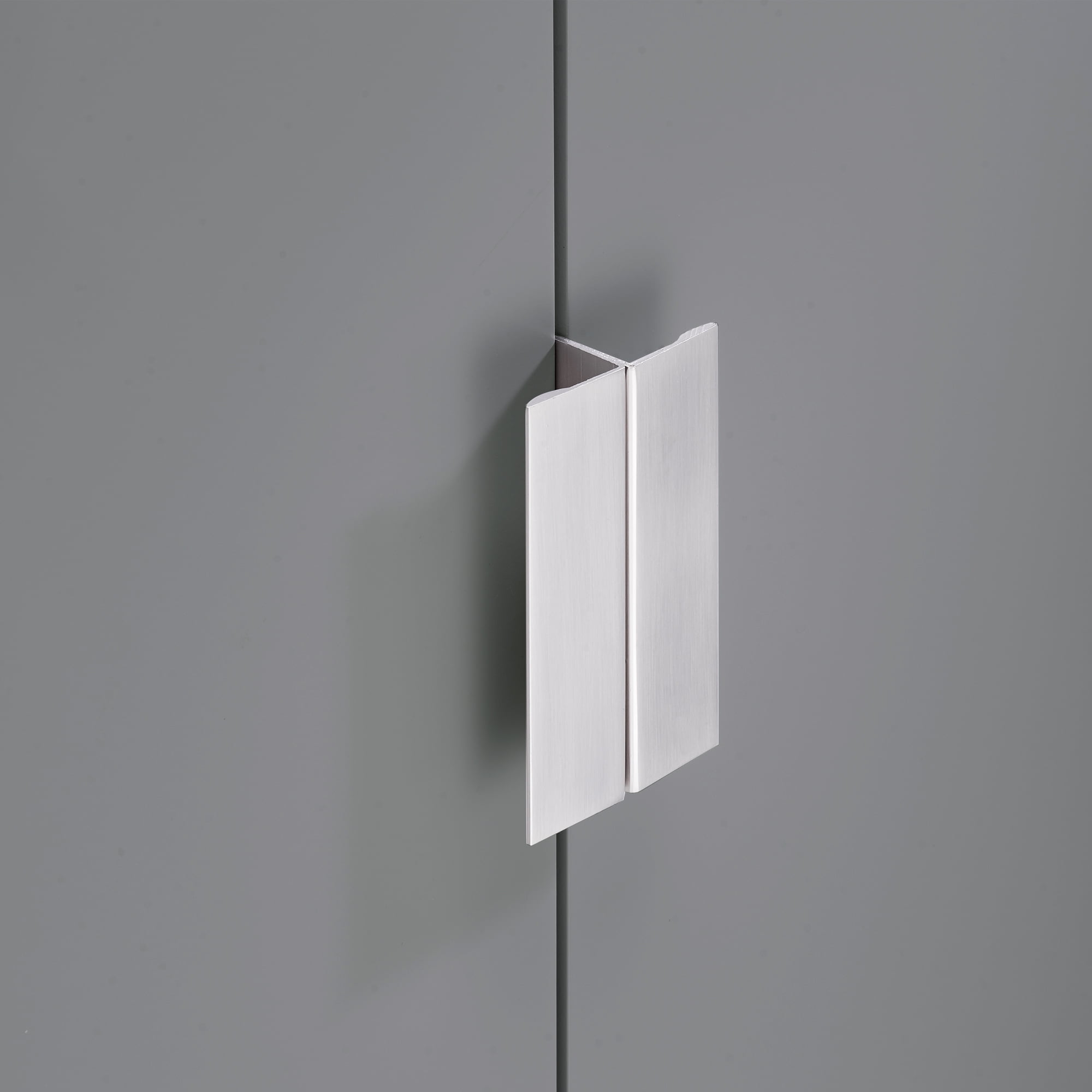 Teamson Pets Large Dyad Wooden Cat Litter Box Enclosure and Cabinet/Side Table, Alpine White/Gray - Image 4