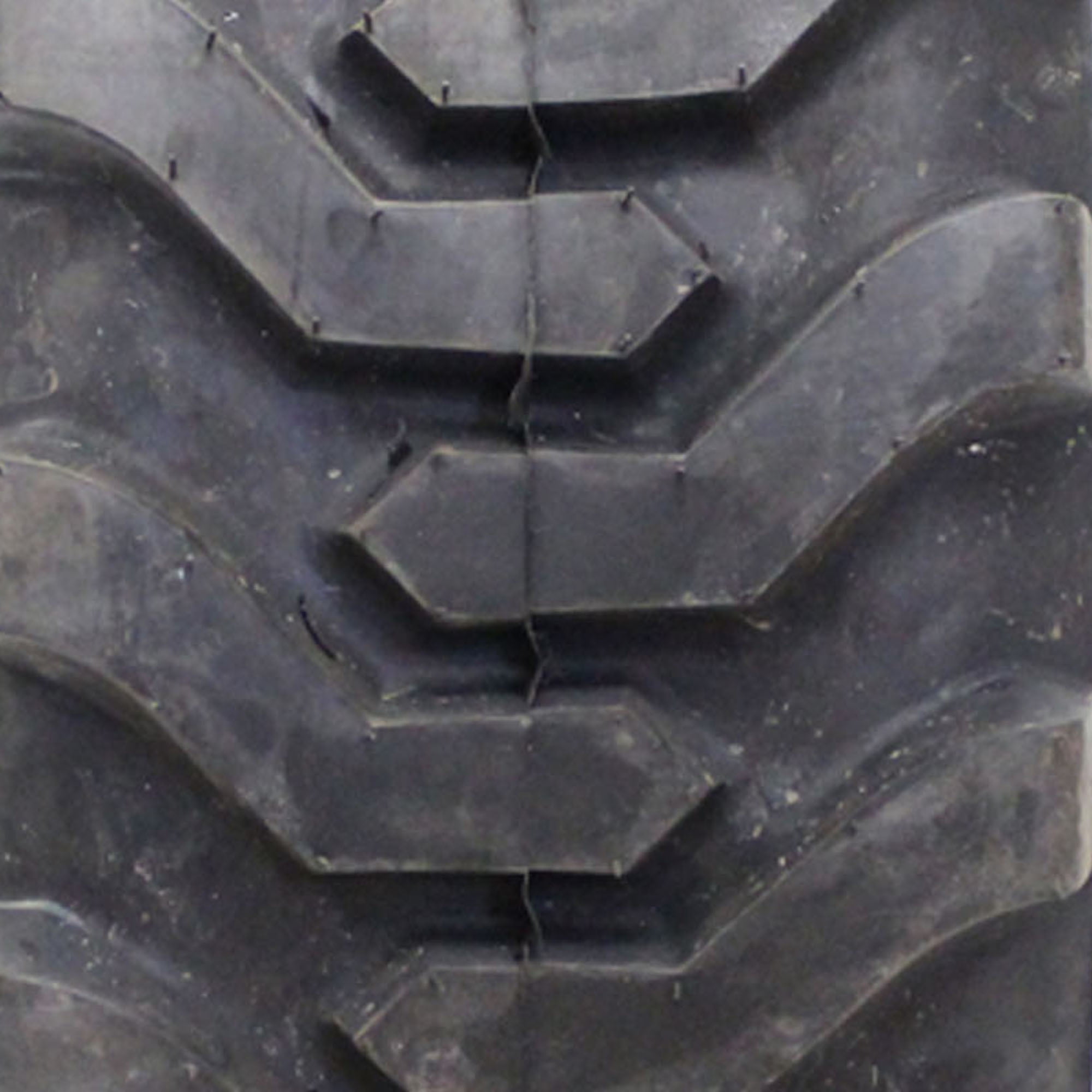 Carlstar Trac Chief 27X10.50-15 126A2 D Industrial Tire - Image 5