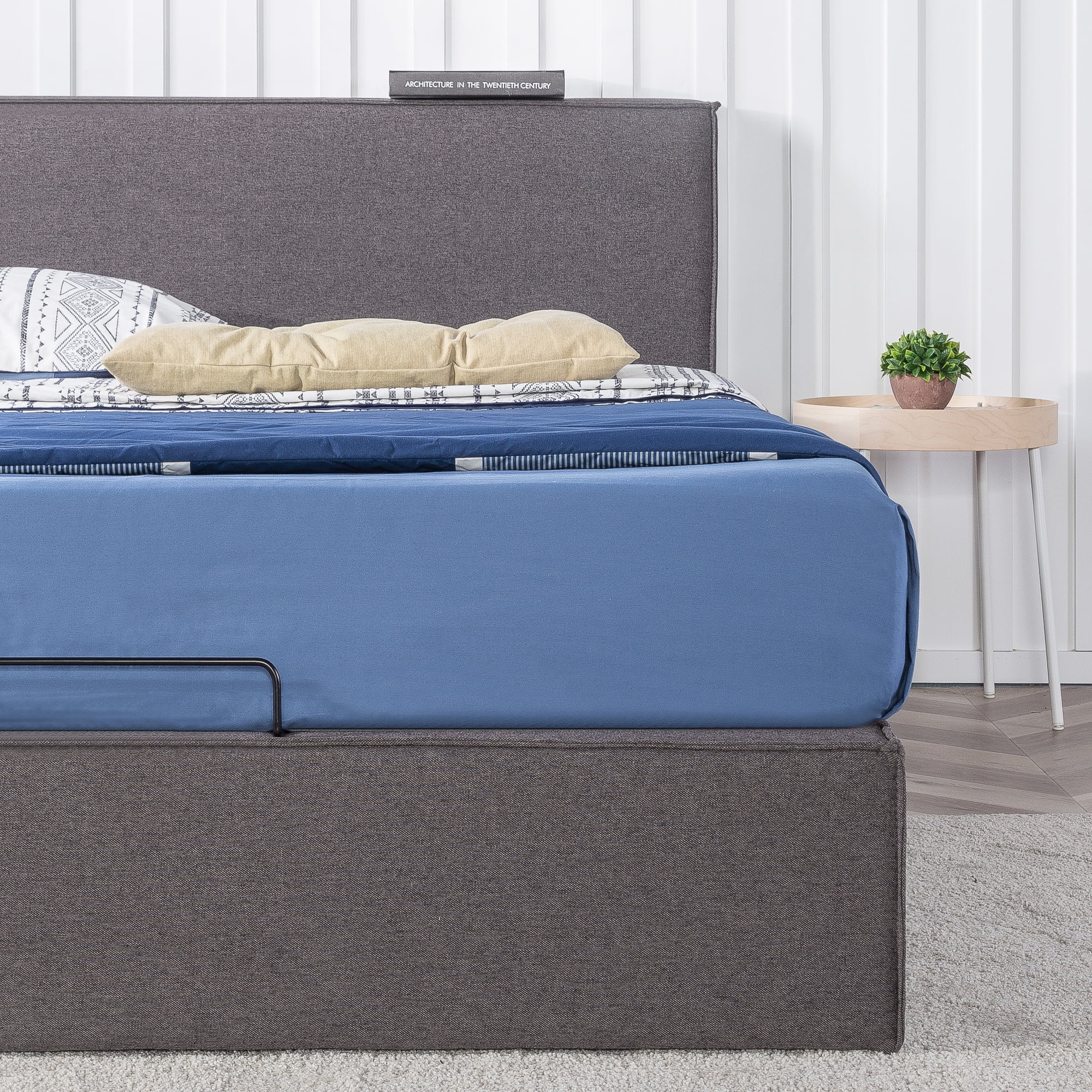 Zinus Finley 34" Upholstered Platform Bed with Lifting Storage, Full - Image 3