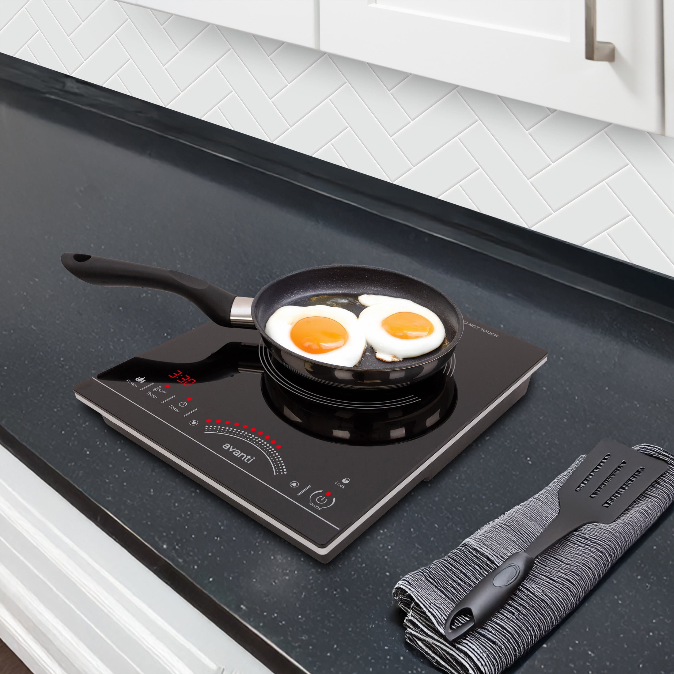 Avanti 1800W Portable Induction Cooktop, in Black (IH1800L1B-IS) - Image 7