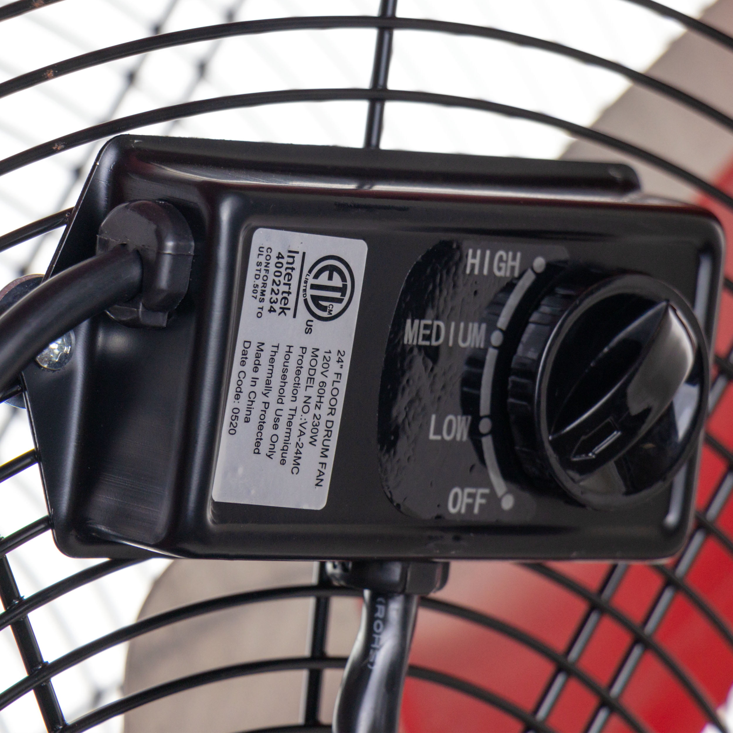 VieAir 24 Inch Commercial Floor Drum Fan in Red - Image 7