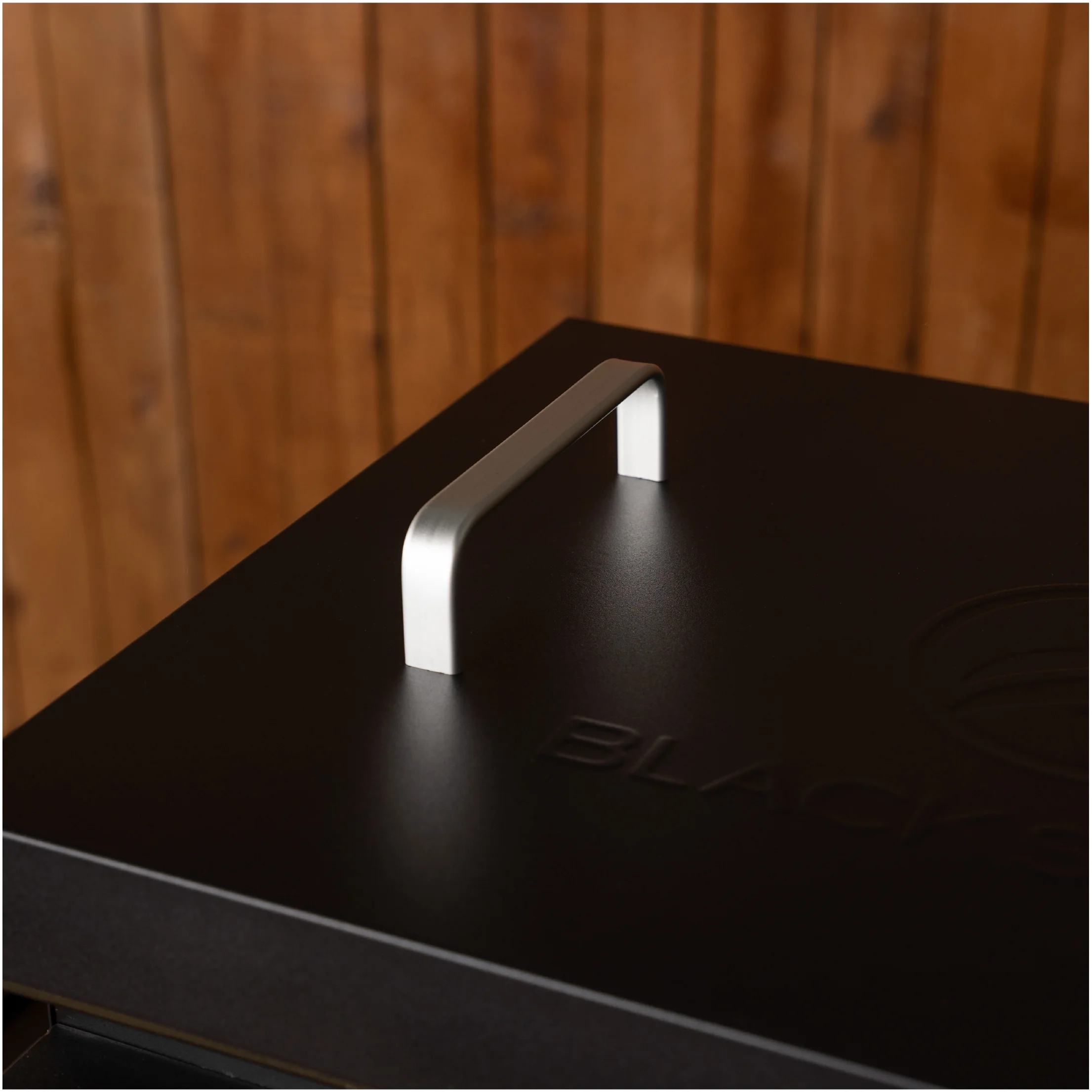 Blackstone 22" Griddle Hard Cover (Model 5079) for Front and Rear Grease Models, Black - Image 7