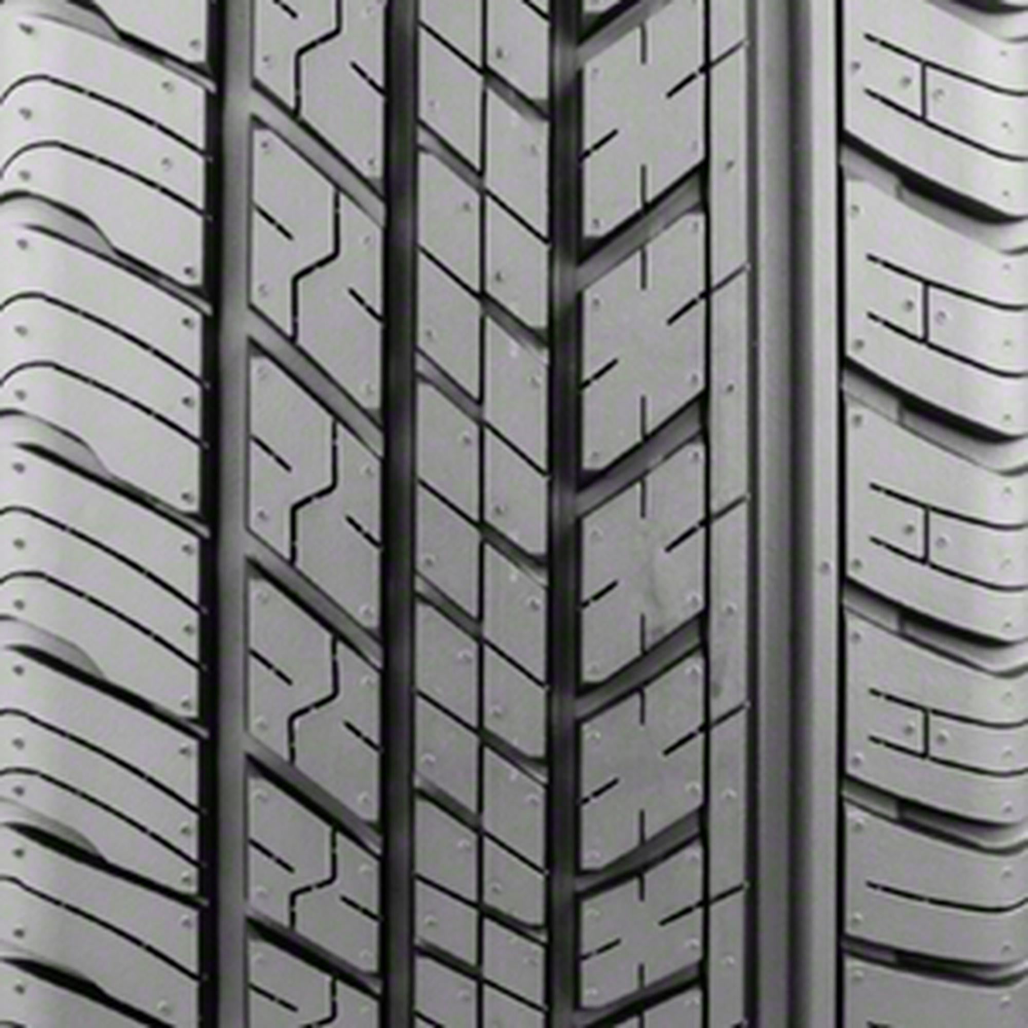 Dunlop Grandtrek ST30 All Season 225/60R18 100H Passenger Tire - Image 4