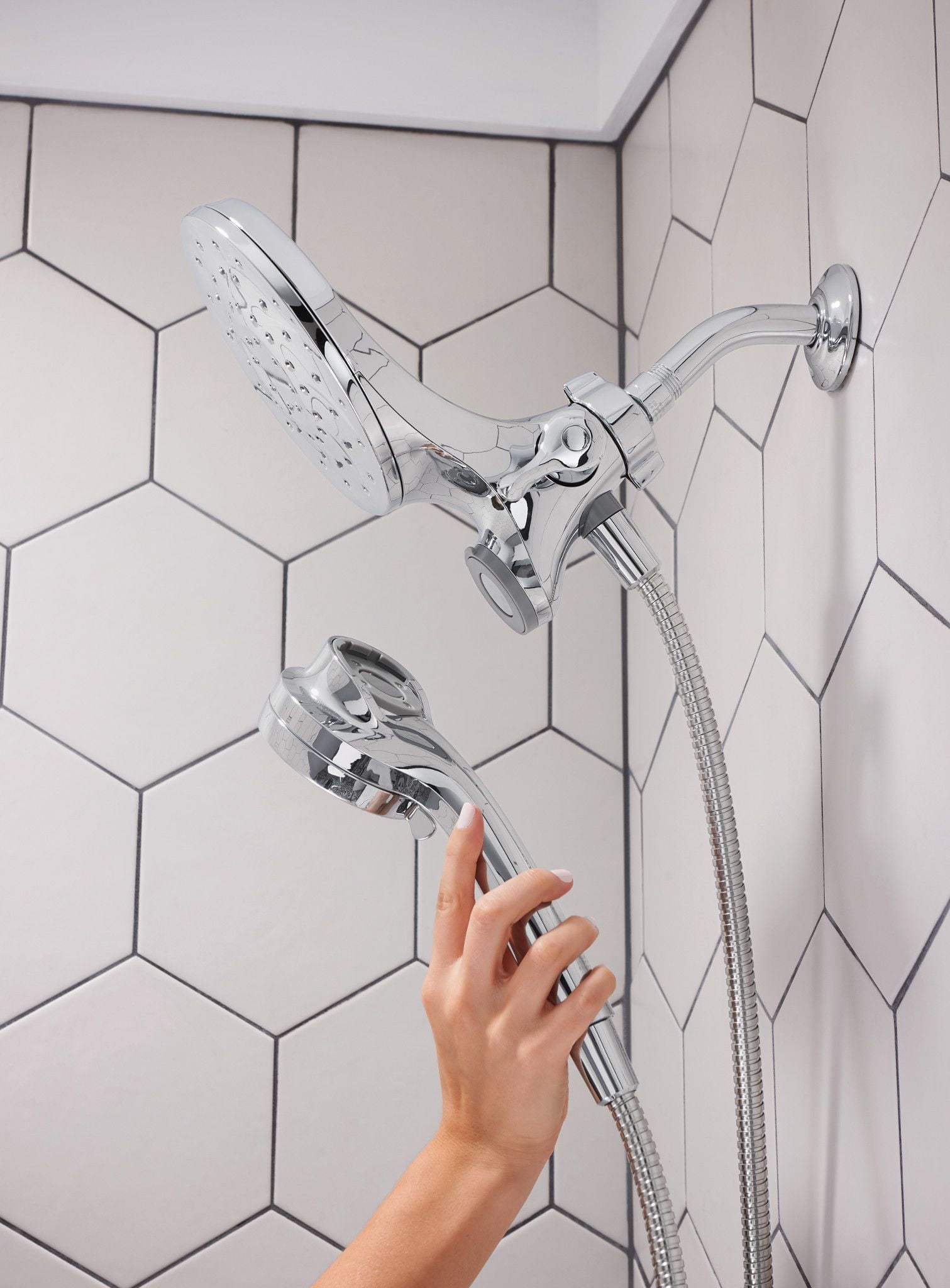 Moen Engage Magnetix Chrome Six-Function Handheld Shower with Magnetic Docking System, 26010 - Image 18