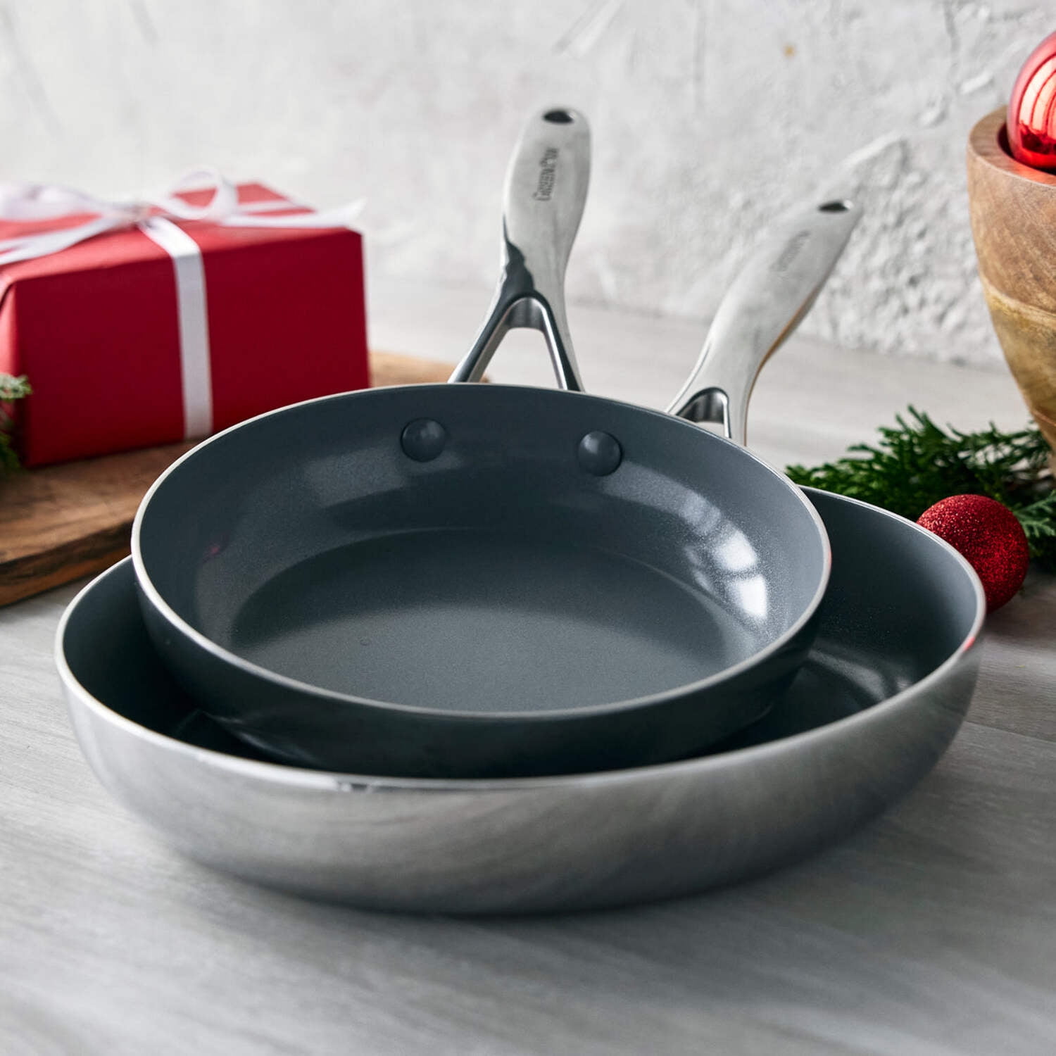 GreenPan Valencia Pro Healthy Ceramic Nonstick 2pc Fry Pan Set - Image 11