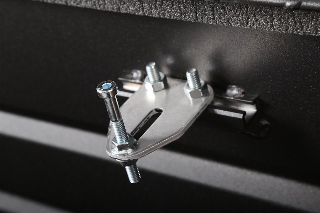 Dee Zee DZ 10170TB Crossover - Pull Handle Tool Boxes - Red Label - Universal Fit - Image 4