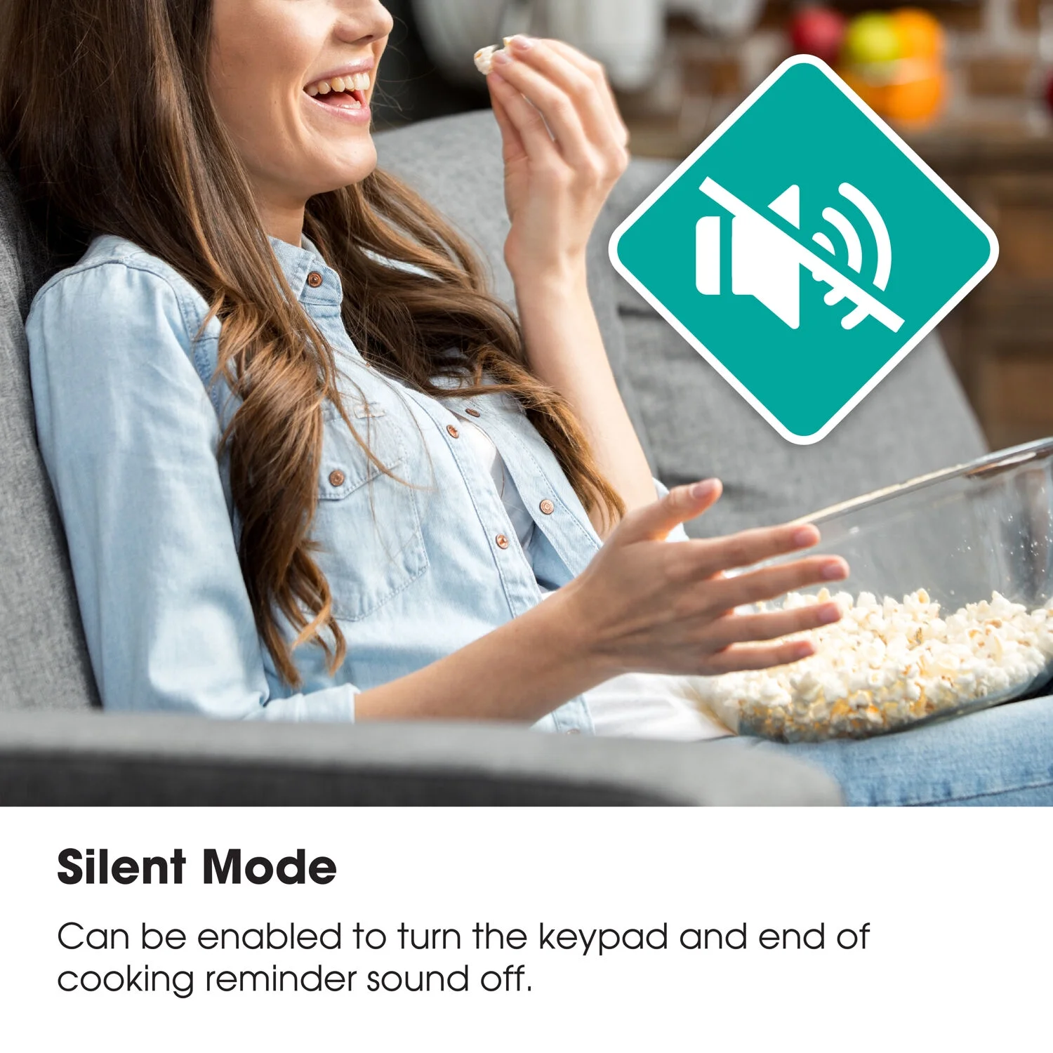 Sharp 1.1 CF Countertop Microwave Oven in White , ZSMC1161KW - Image 9