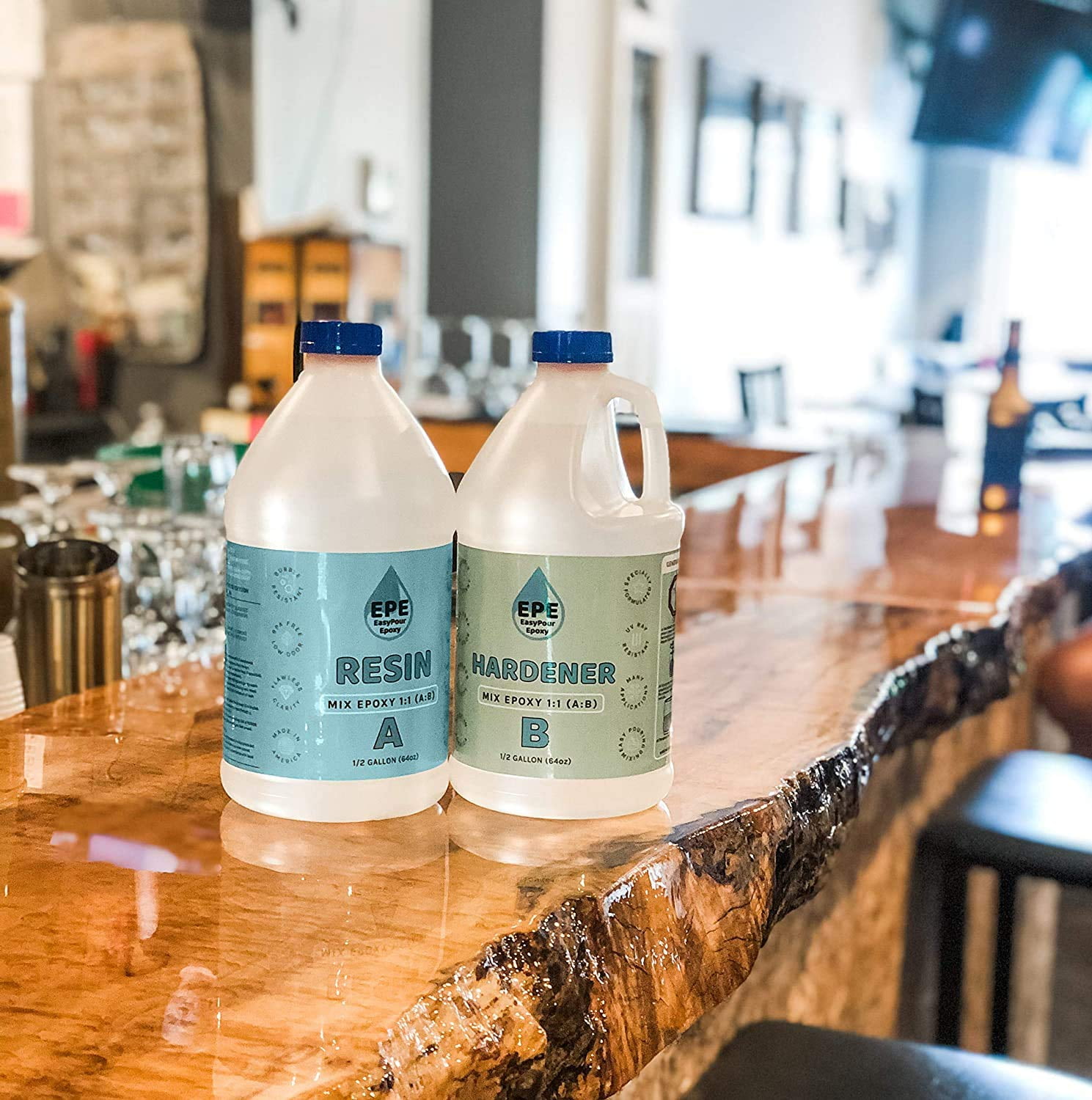 EasyPour Epoxy 1 Gallon Kit - Crystal Clear High Gloss Resin and Hardener, 2 Mixing Cups, Silicone Spatula, Plastic Spreader - Make Wood Tabletops, Epoxy Countertop Resin, Epoxy Castings - Image 4