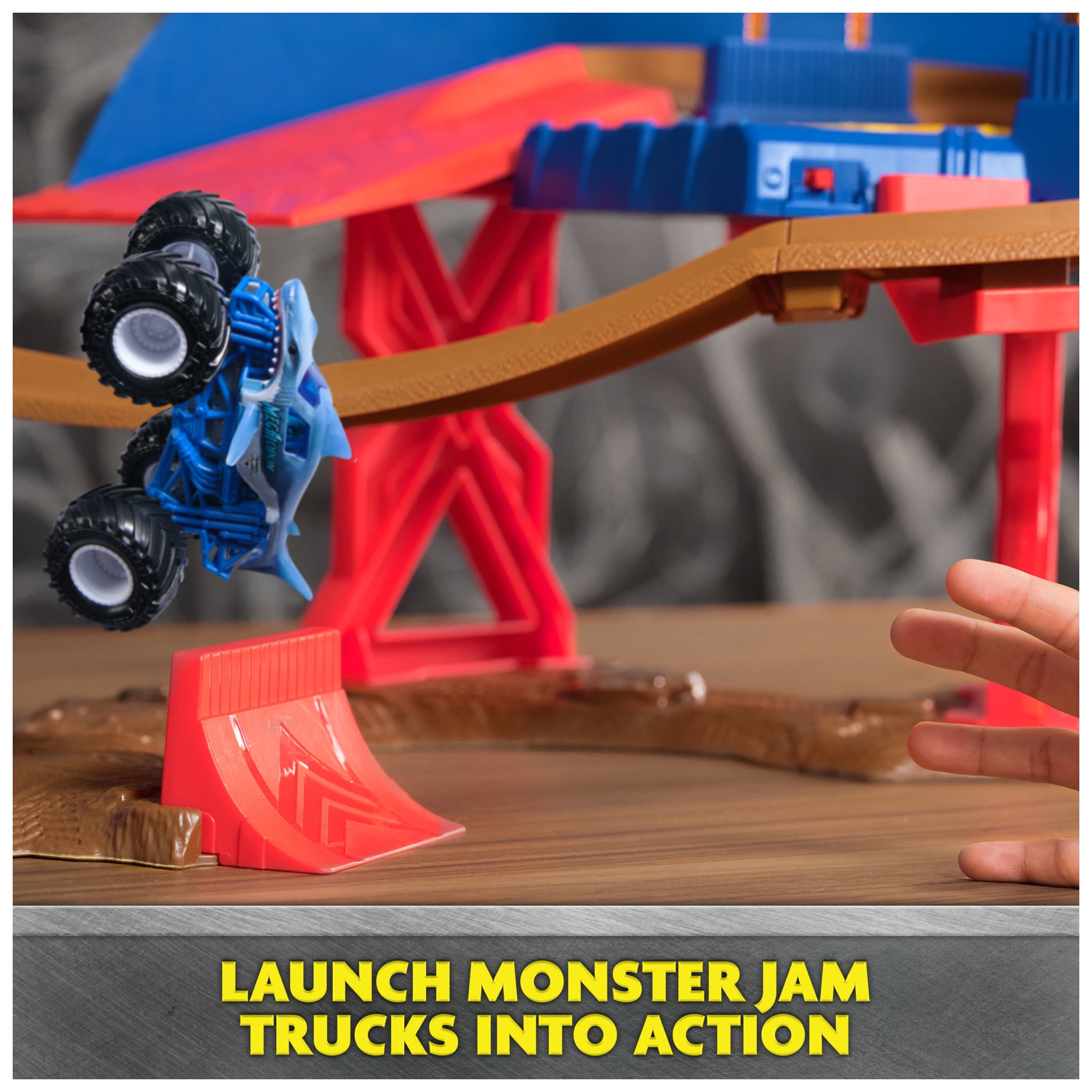 Monster Jam, Supercharge Speedway 46-inch Long Playset with 2 Monster Trucks, for Ages 3 and up - Image 5