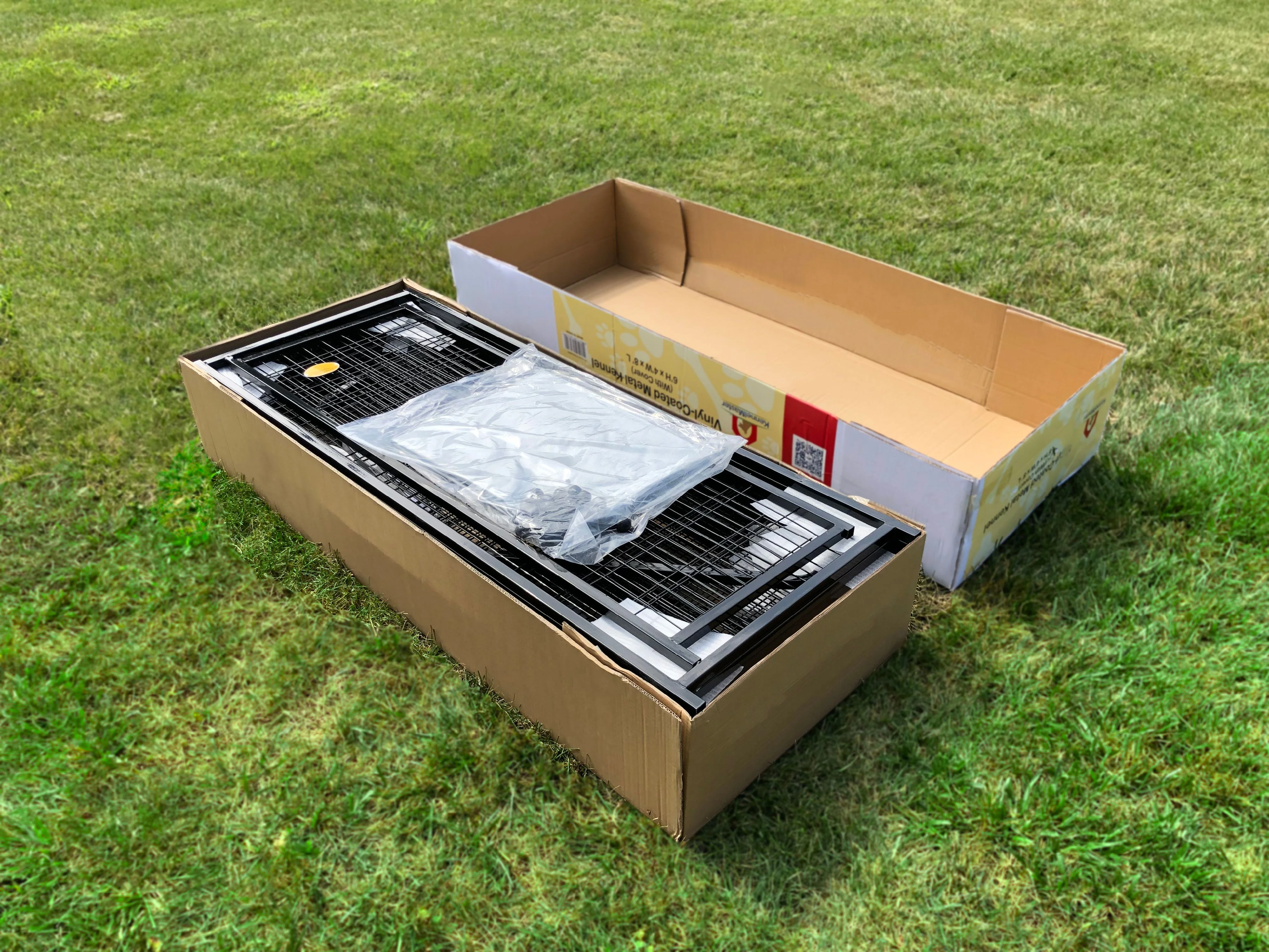 KennelMaster Welded Wire Dog Kennel, Indoor & Outdoor Use, Waterproof Cover Included, Black, 6ft x 4ft x 6ft - Image 10