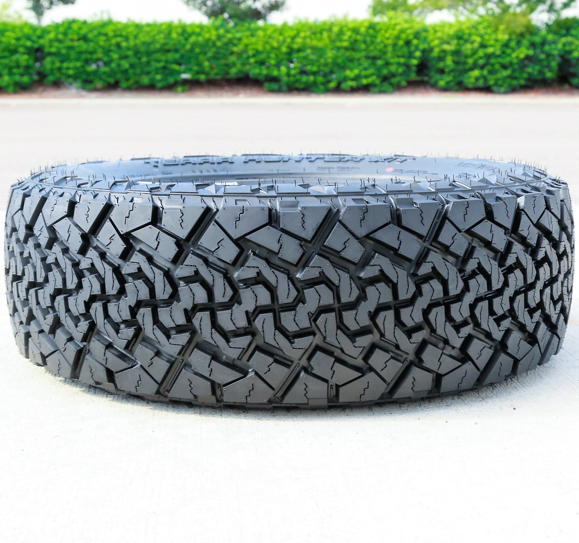 Venom Power Terra Hunter X/T 245/65R17 111T XL Extreme Terrain Tire - Image 10