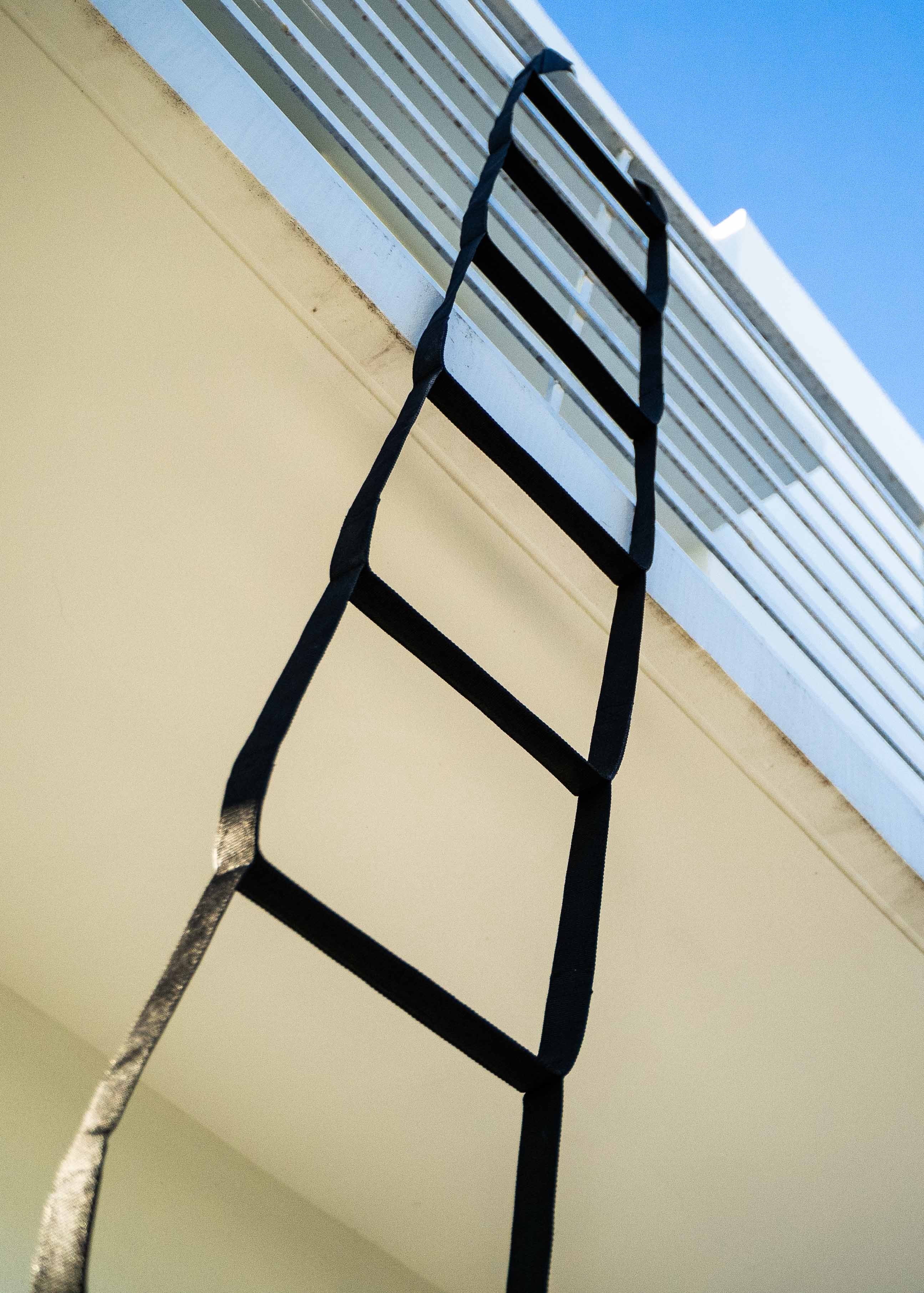 Isop Fire Escape Rope Ladder 2 Story for Adults or Kids 15ft | Rescue Ladder | Carabiners & Bag Included - Image 3