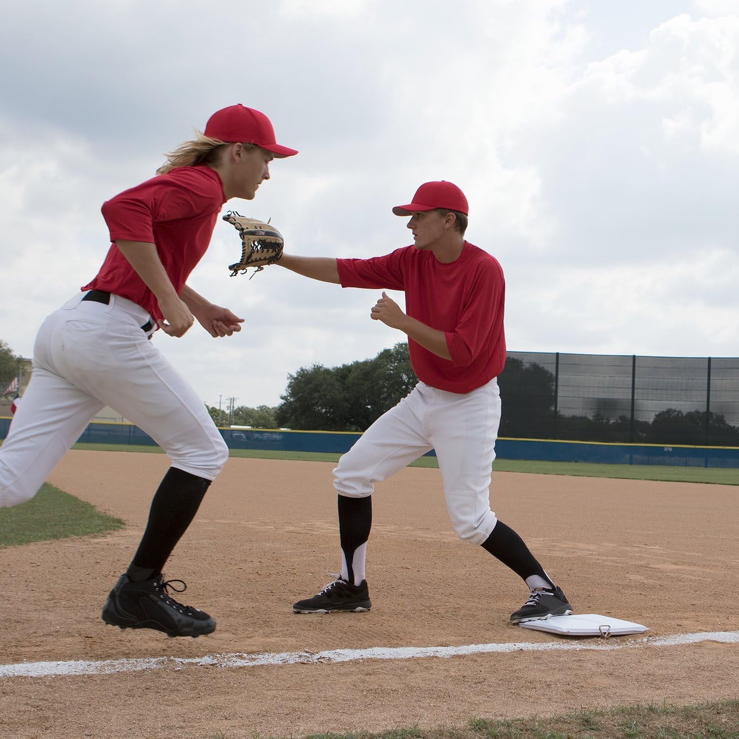 Champion Sports unisex adult Quilted Cover & 2 Straps (15" x 15" 2") baseball and softball bases, White, 15 Inch by Inch Inch US - Image 2