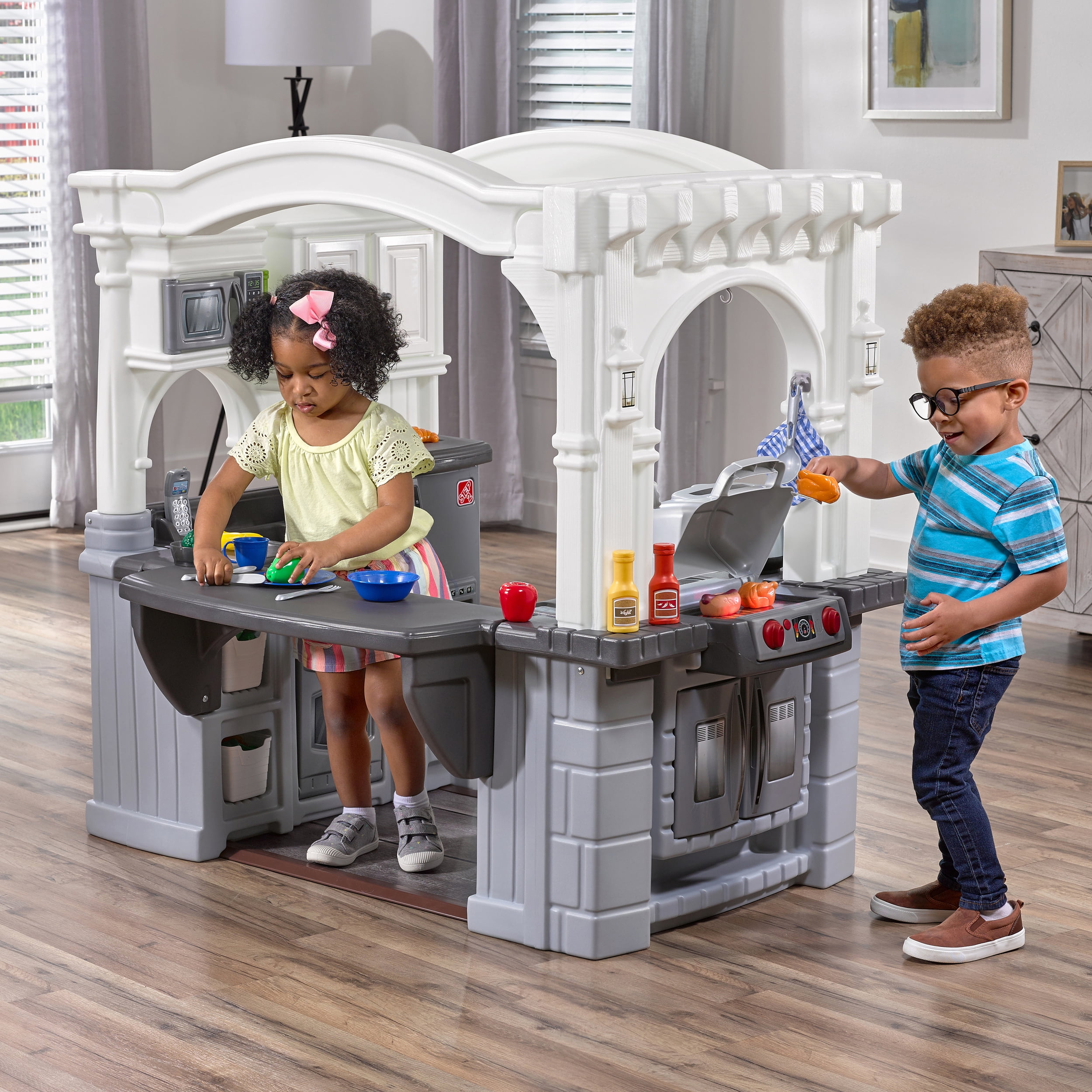 Step2 Grand Walk-in Gray Classic Kitchen & Grill Plastic Kids Kitchen Set - Image 15