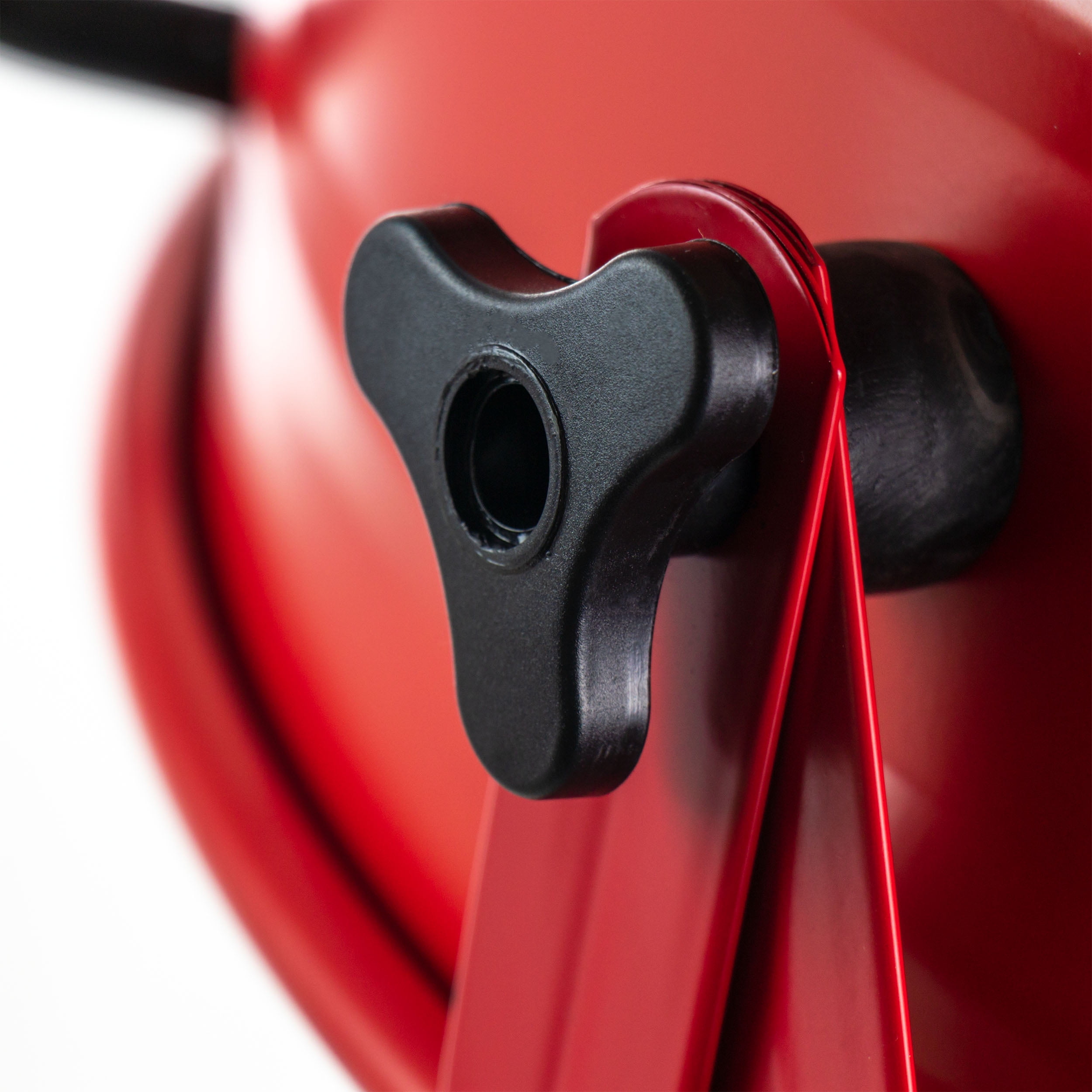 VieAir 24 Inch Commercial Floor Drum Fan in Red - Image 4