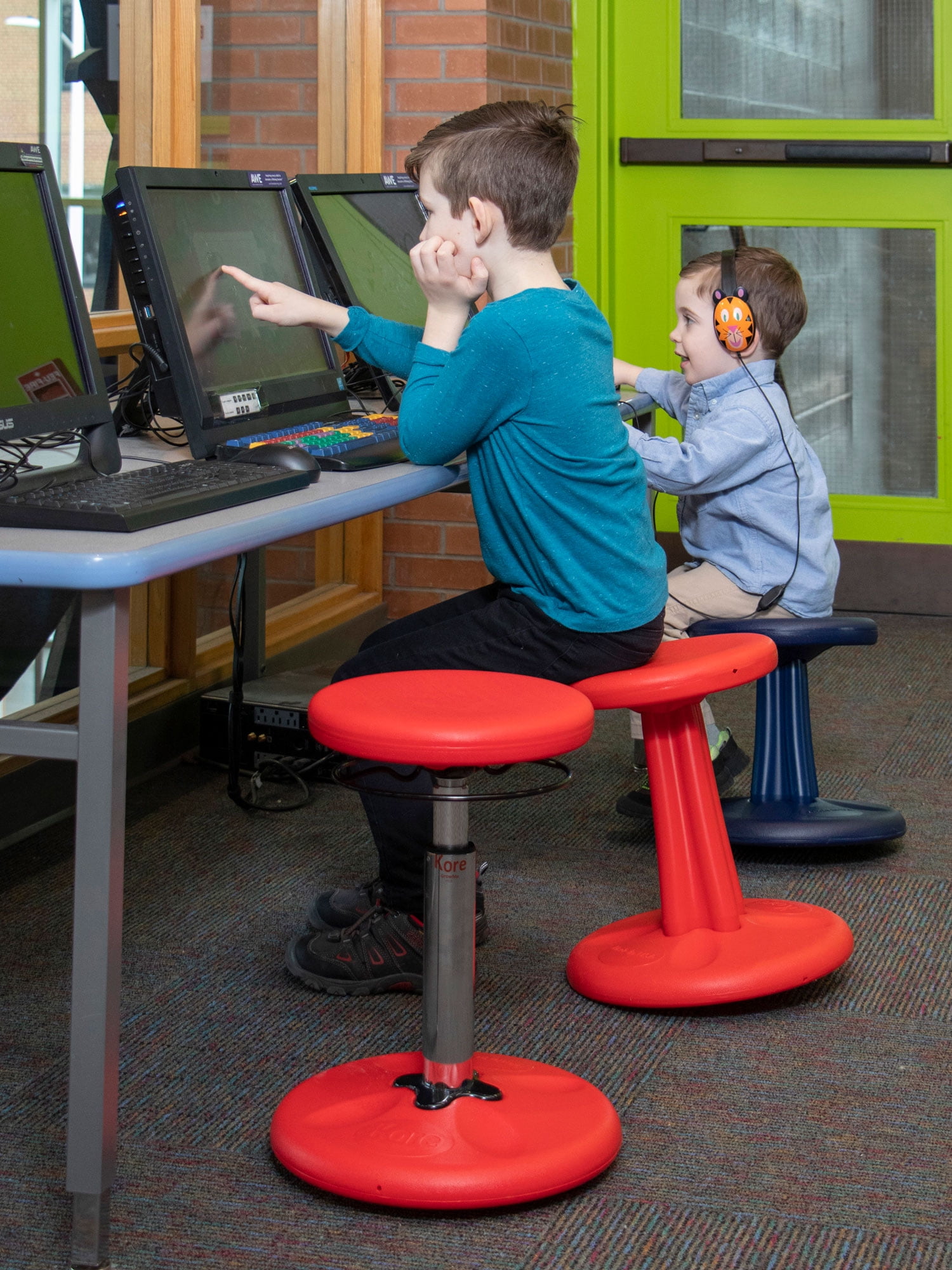 Kore Design™ Kids Wobble Chair 14", Red - Image 4