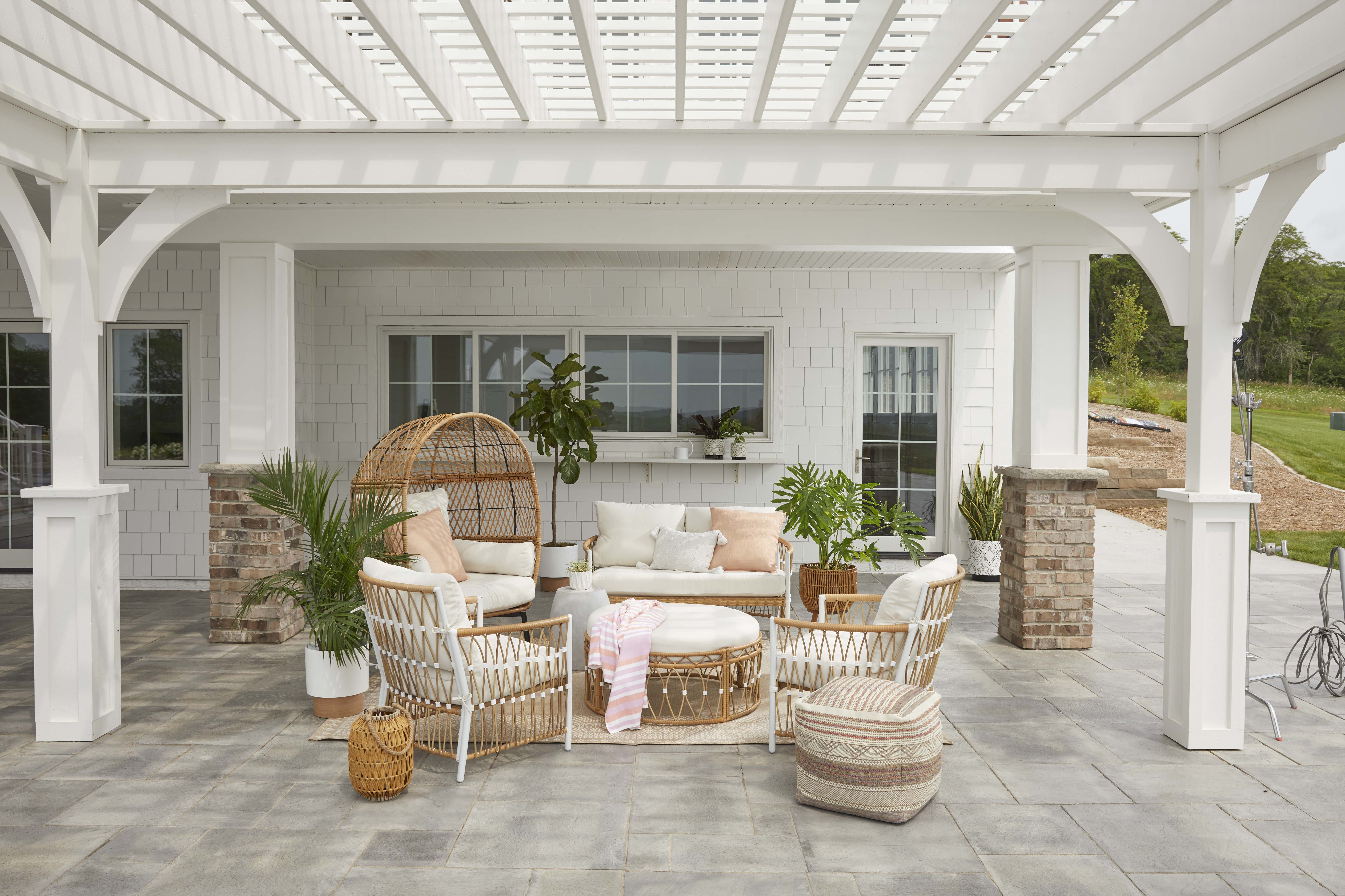 Better Homes & Gardens Lilah 2-Pack Outdoor Wicker Lounge Chair, White - Image 2