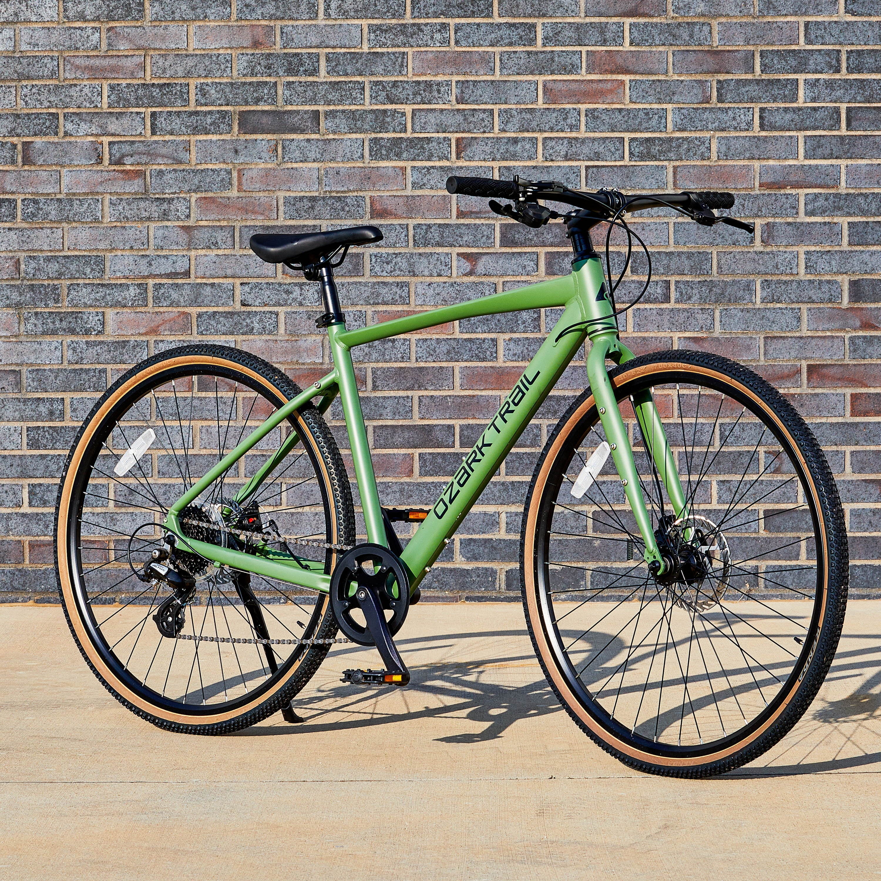 Ozark Trail 700C G.1 Explorer Flat Bar Gravel Bike, Small Frame, Fits Riders 5'1" - 5'5", Green, Adult, Unisex - Image 7
