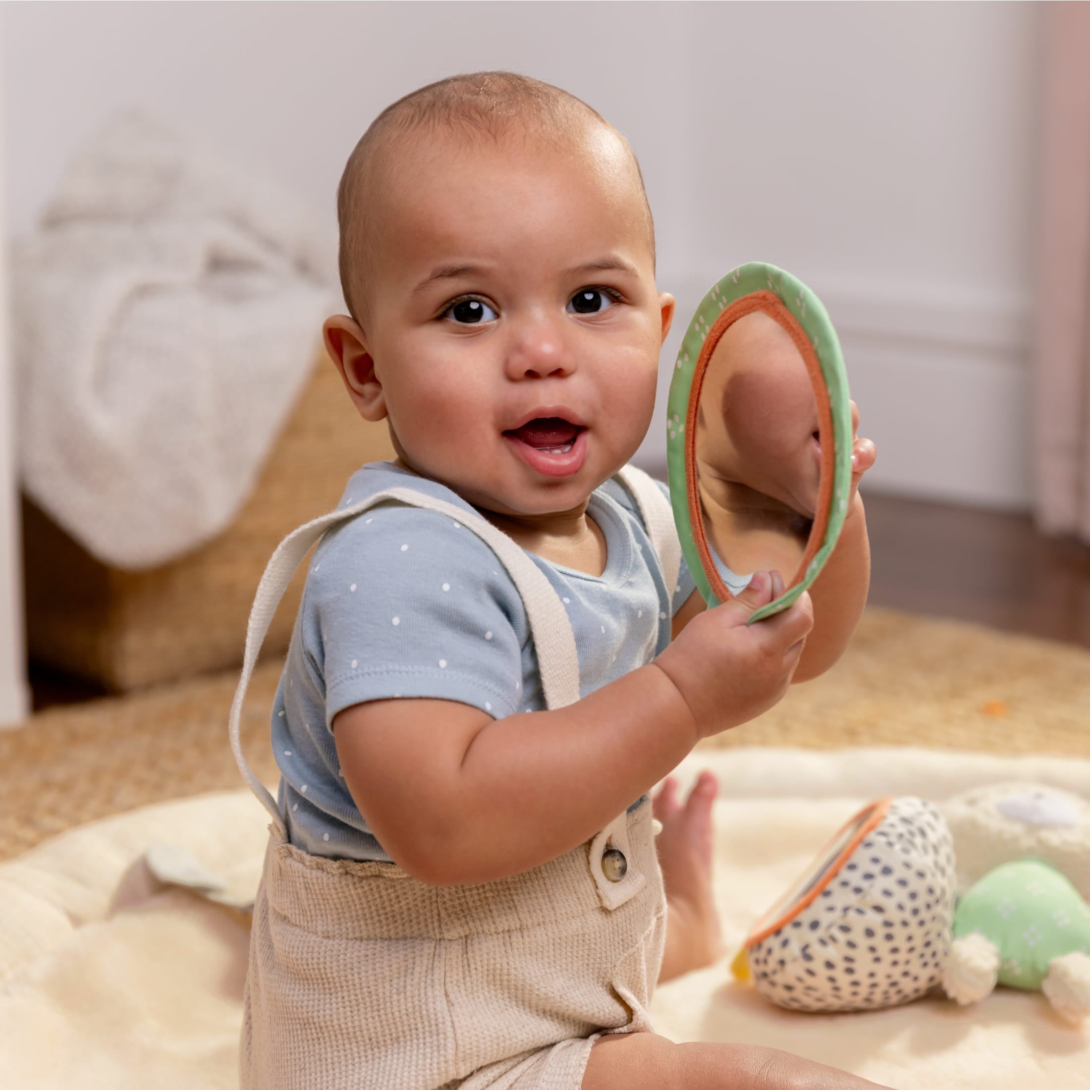 Ingenuity Every Season Plush Lambswool Baby Play Gym and Play Mat, 0+ Months - Natural - Image 13